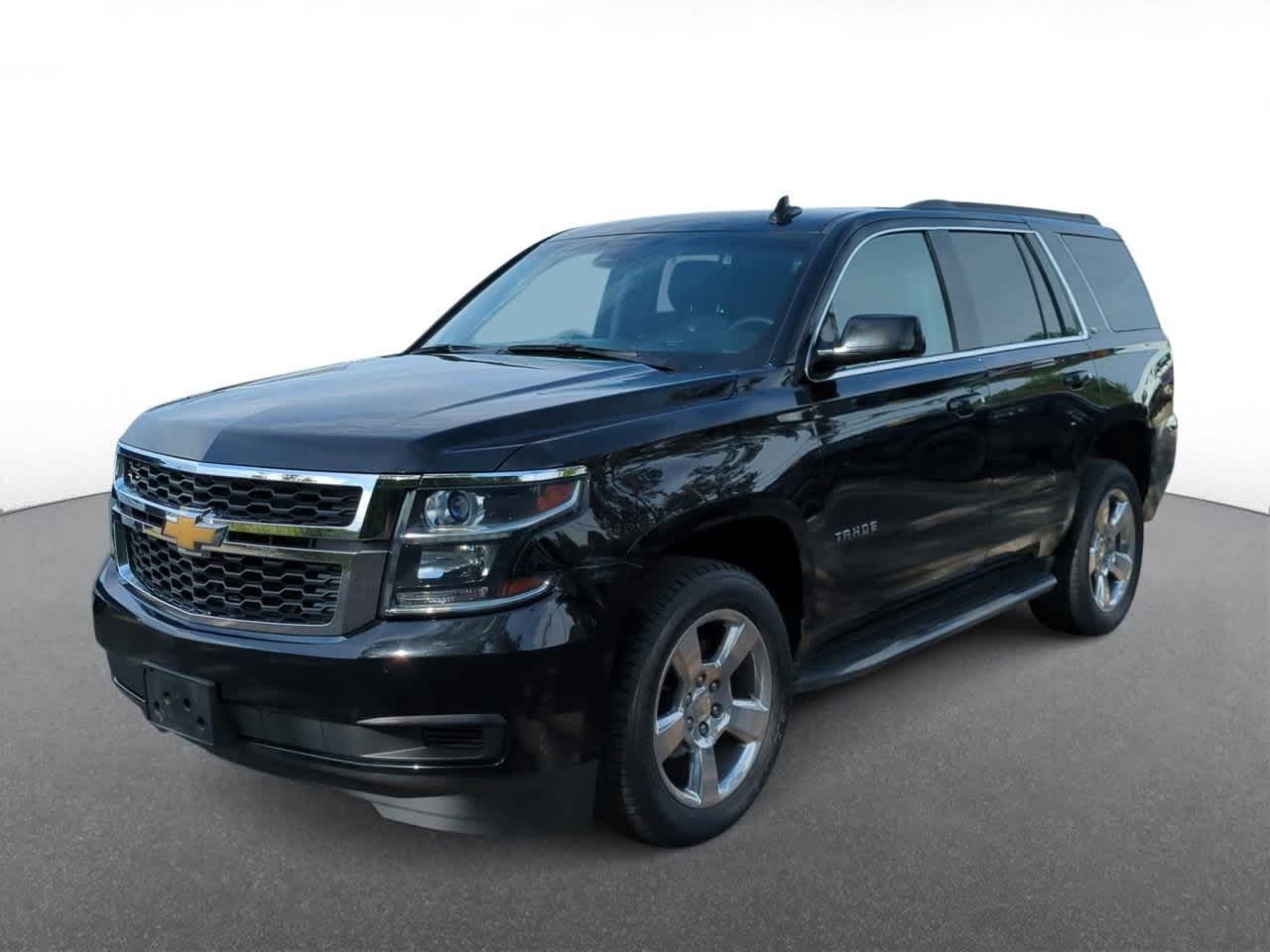 Thumbnail: 2017 Chevrolet Tahoe - 4