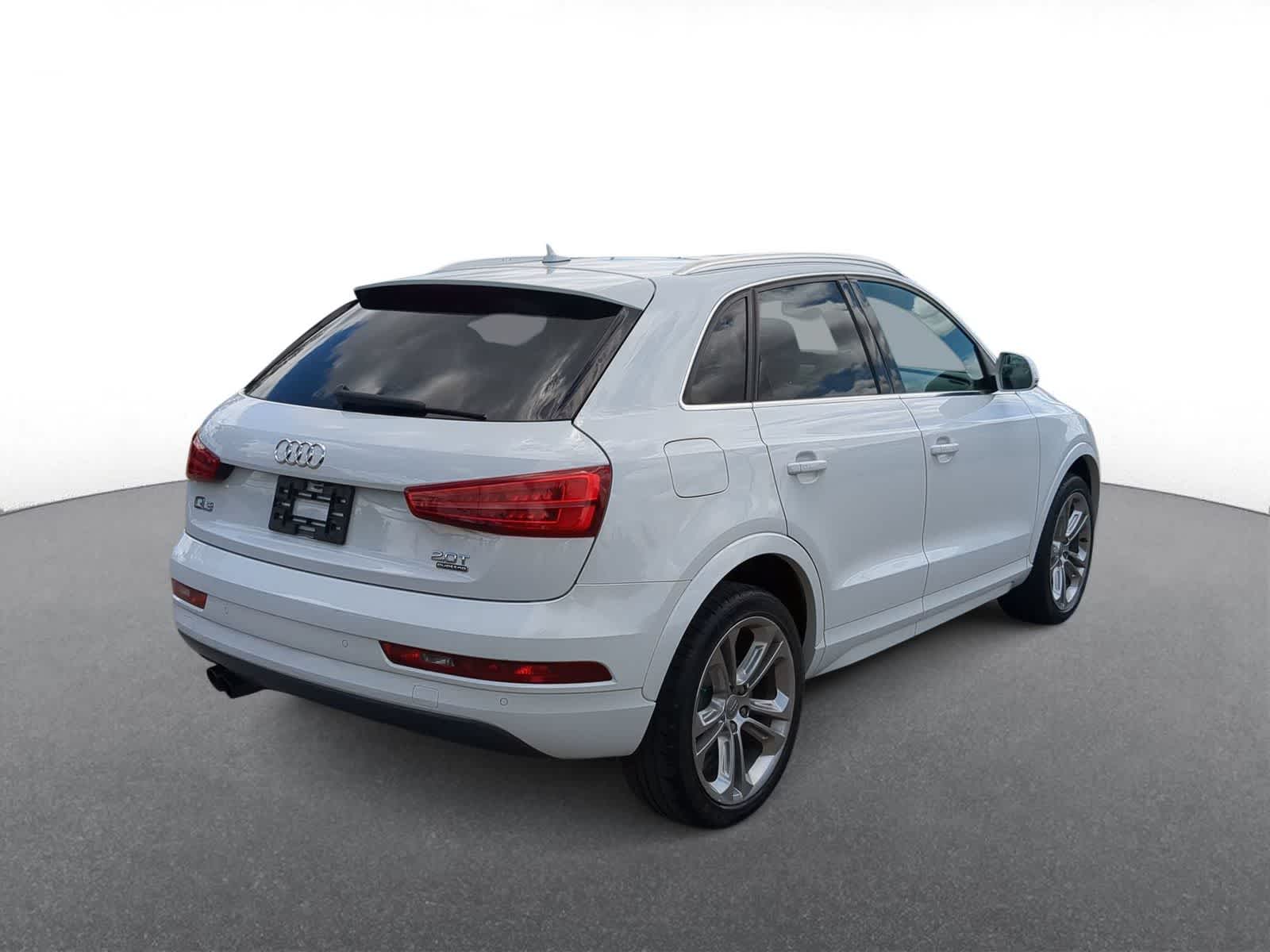 Thumbnail: 2016 Audi Q3 - 8