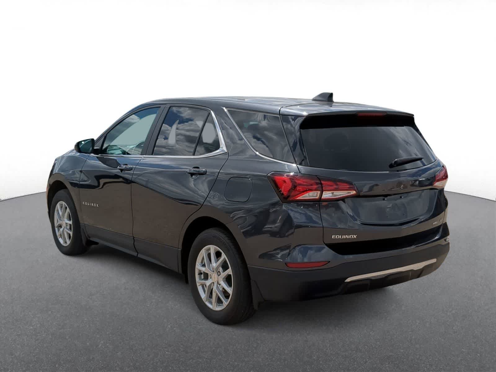 Thumbnail: 2023 Chevrolet Equinox - 6