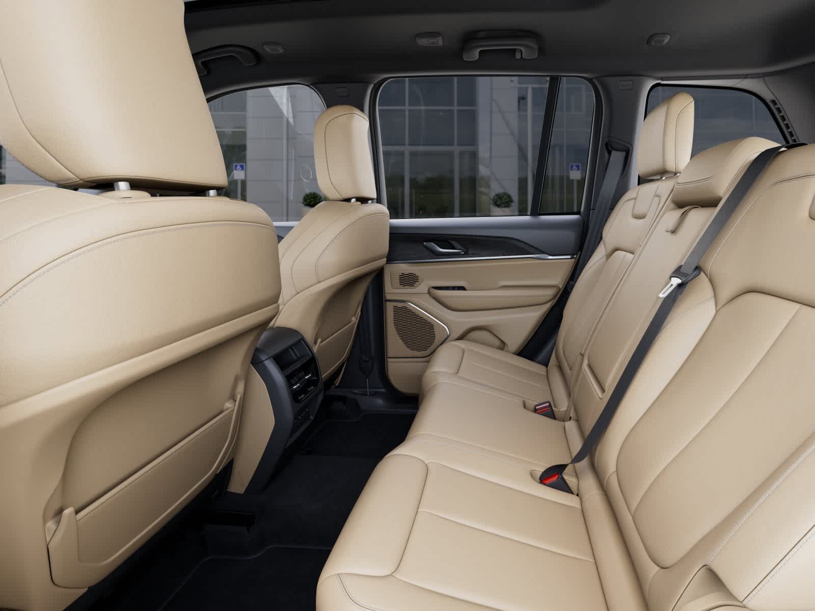 Thumbnail: 2026 Jeep Grand Cherokee - 23