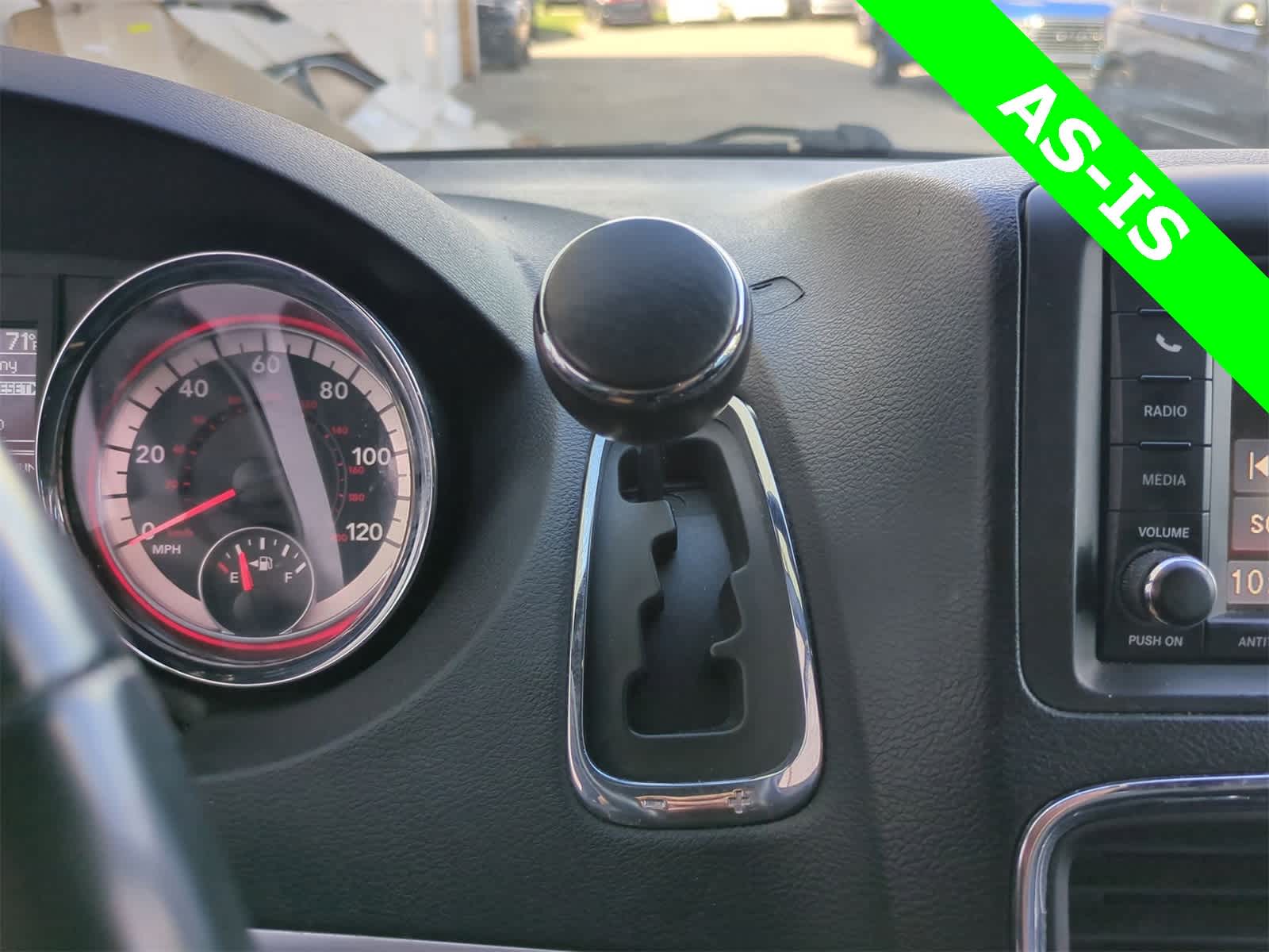 Thumbnail: 2016 Dodge Grand Caravan - 31