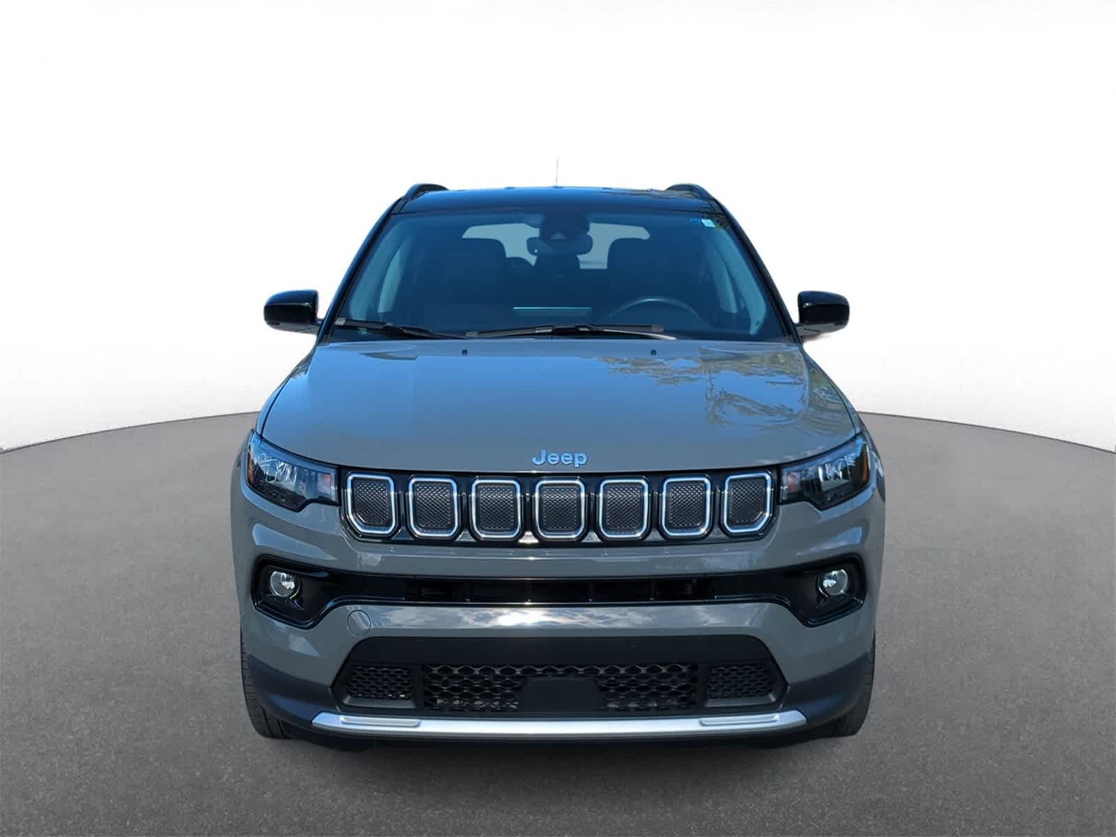 2022 Jeep Compass Limited photo 2