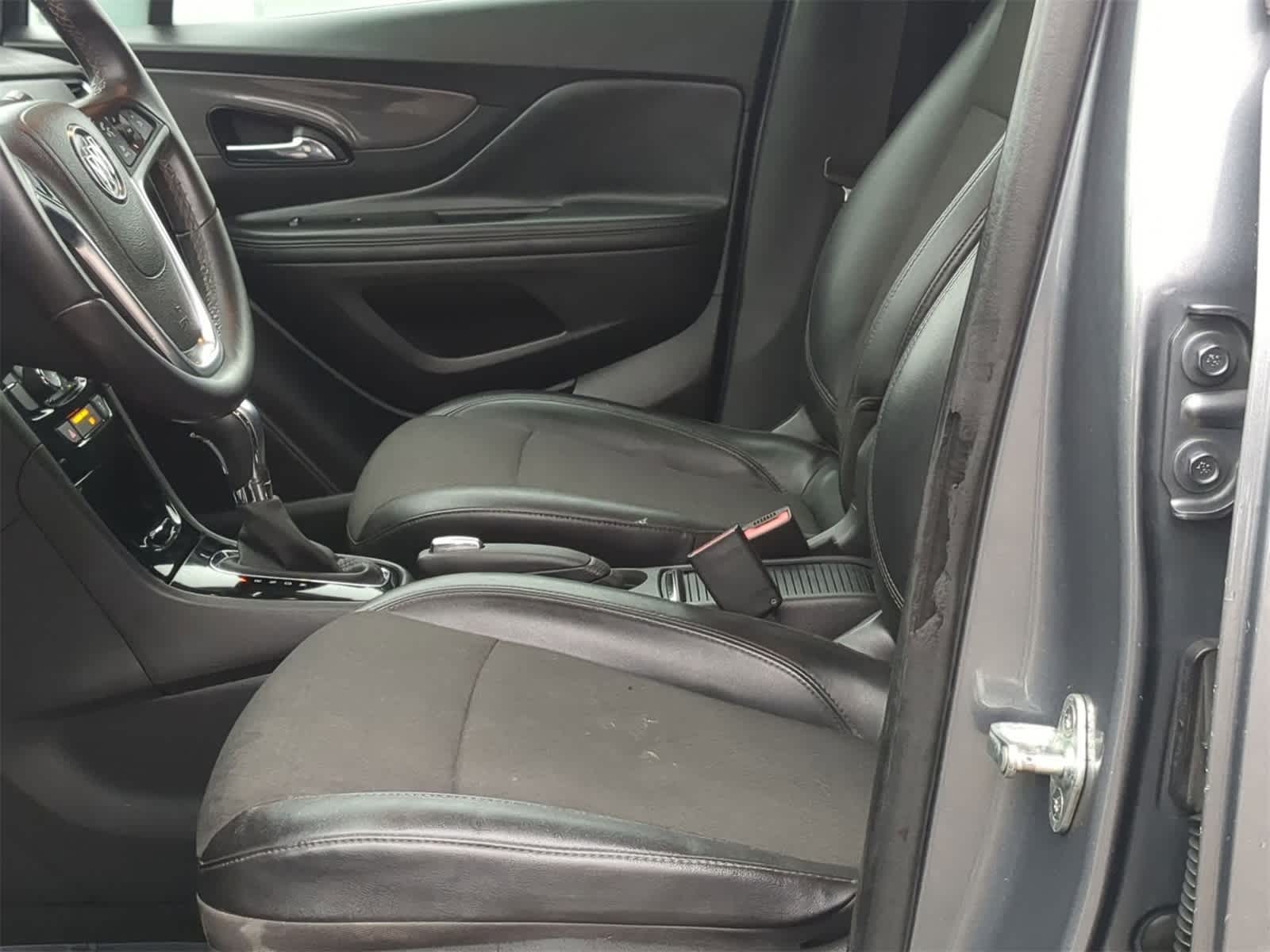 Thumbnail: 2019 Buick Encore - 23