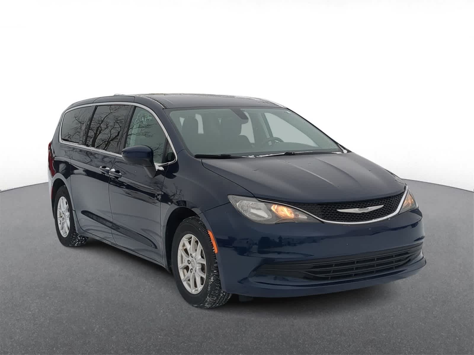 Thumbnail: 2017 Chrysler Pacifica - 2