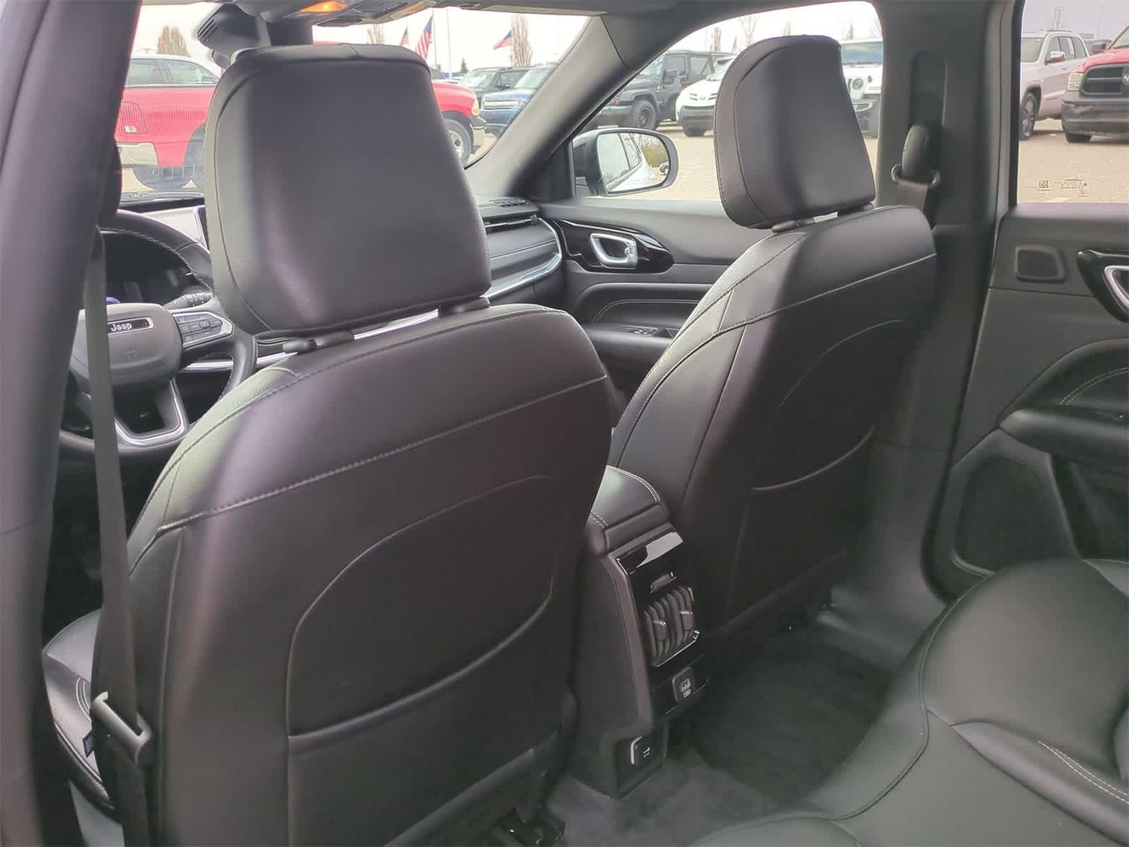 Thumbnail: 2022 Jeep Compass - 18