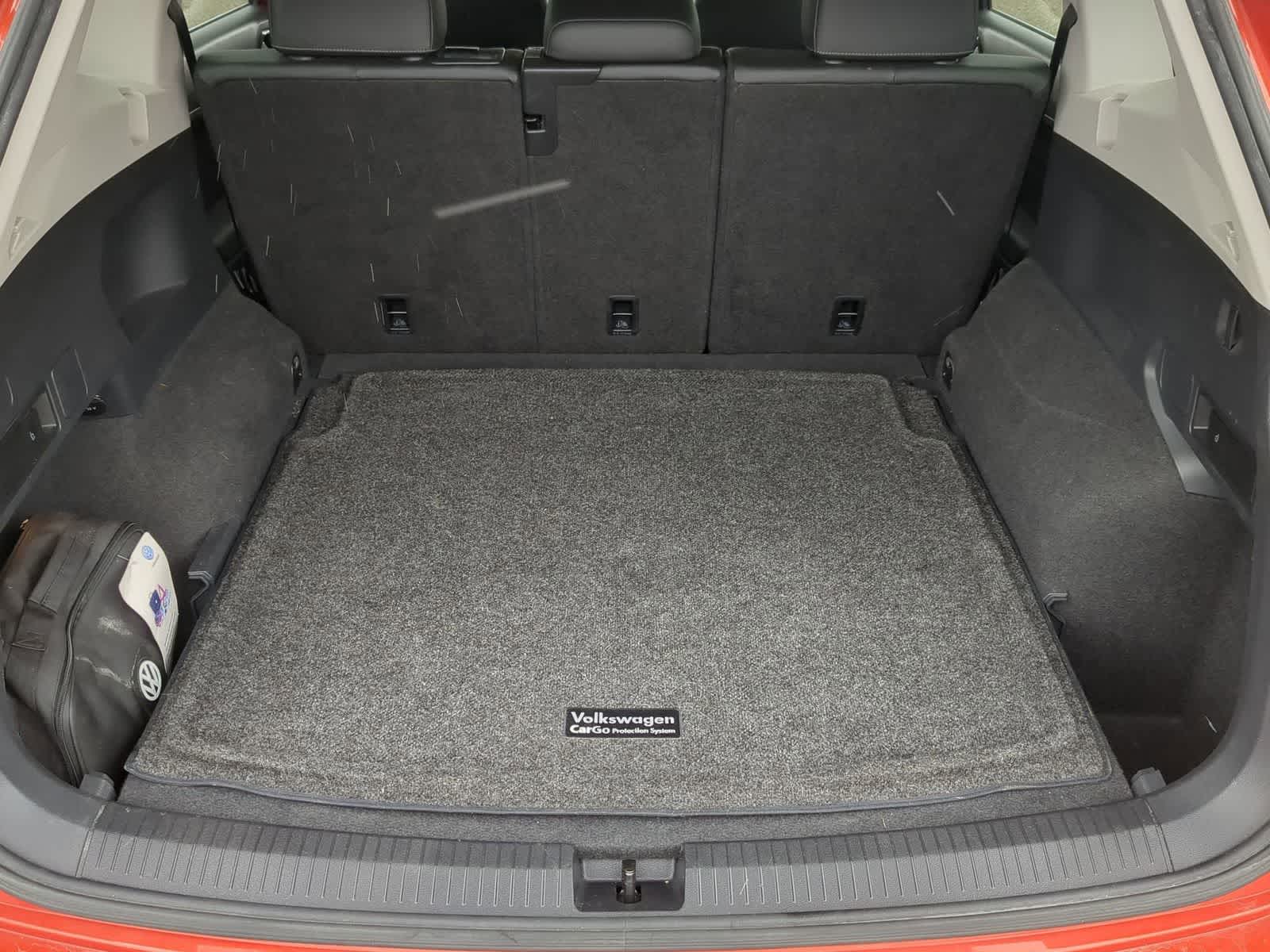 Thumbnail: 2018 Volkswagen Tiguan - 32