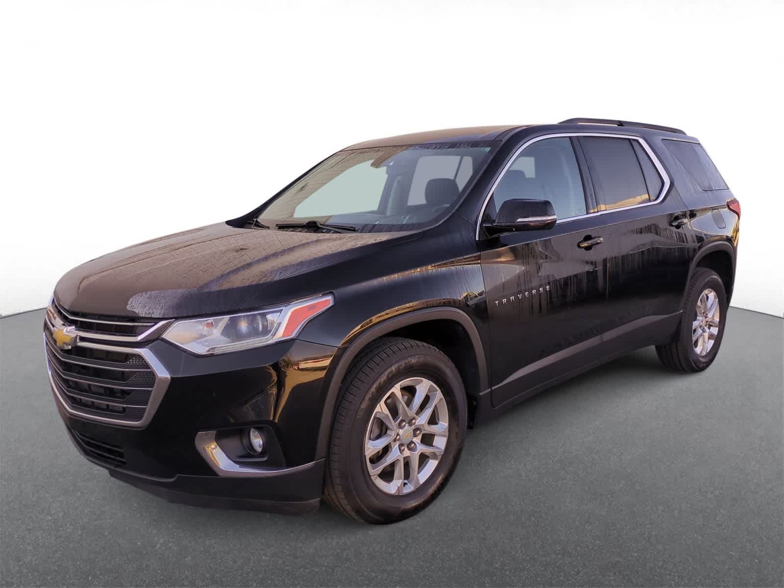 Thumbnail: 2020 Chevrolet Traverse - 4
