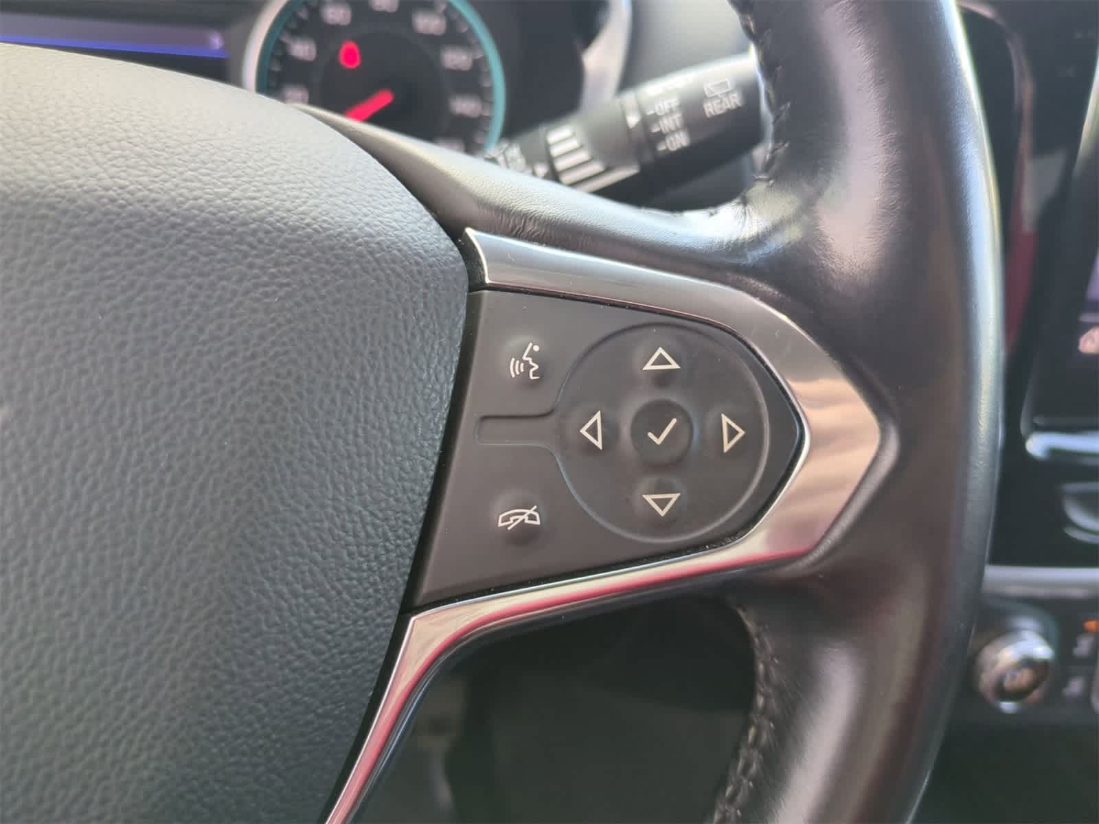 Thumbnail: 2020 Chevrolet Traverse - 24