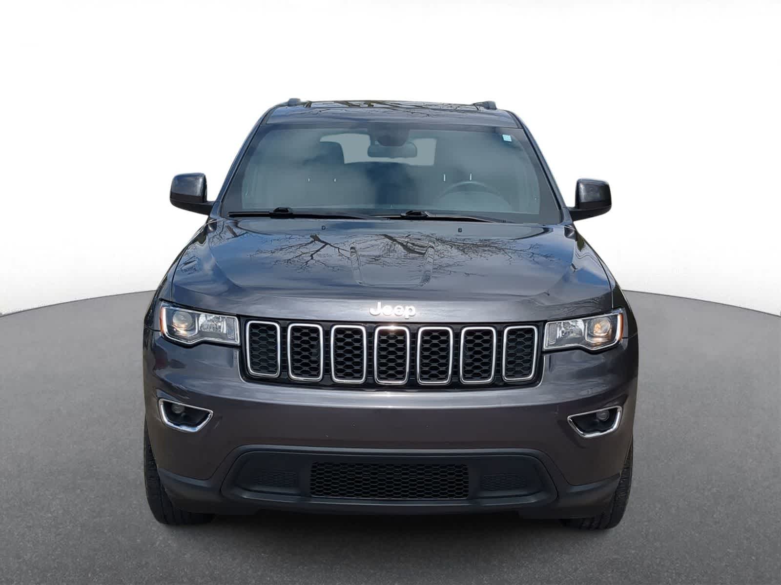 Thumbnail: 2019 Jeep Grand Cherokee - 3