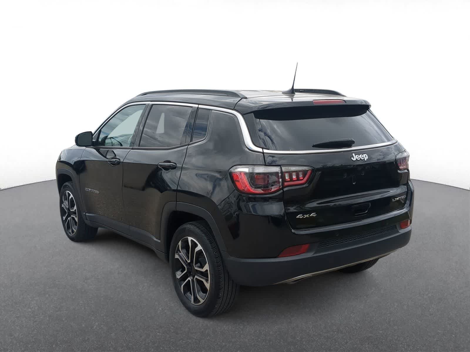 Thumbnail: 2023 Jeep Compass - 6