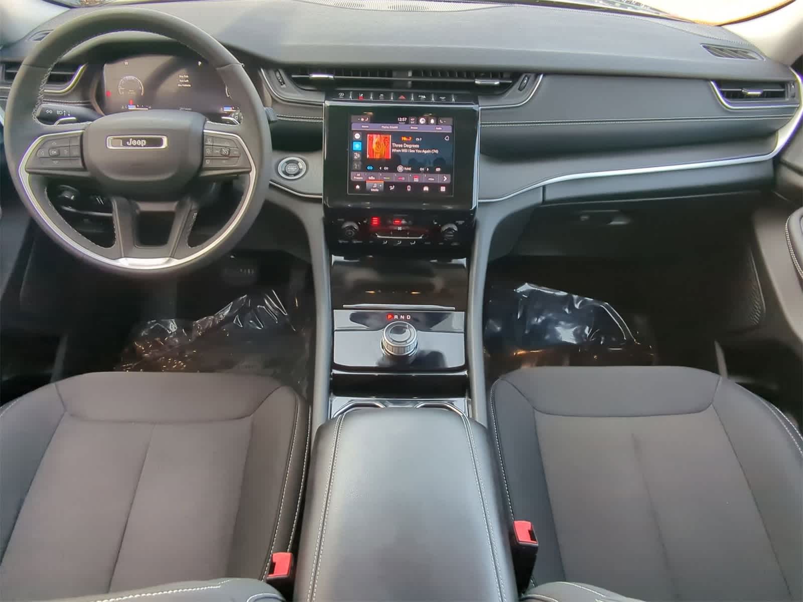 Thumbnail: 2023 Jeep Grand Cherokee - 22