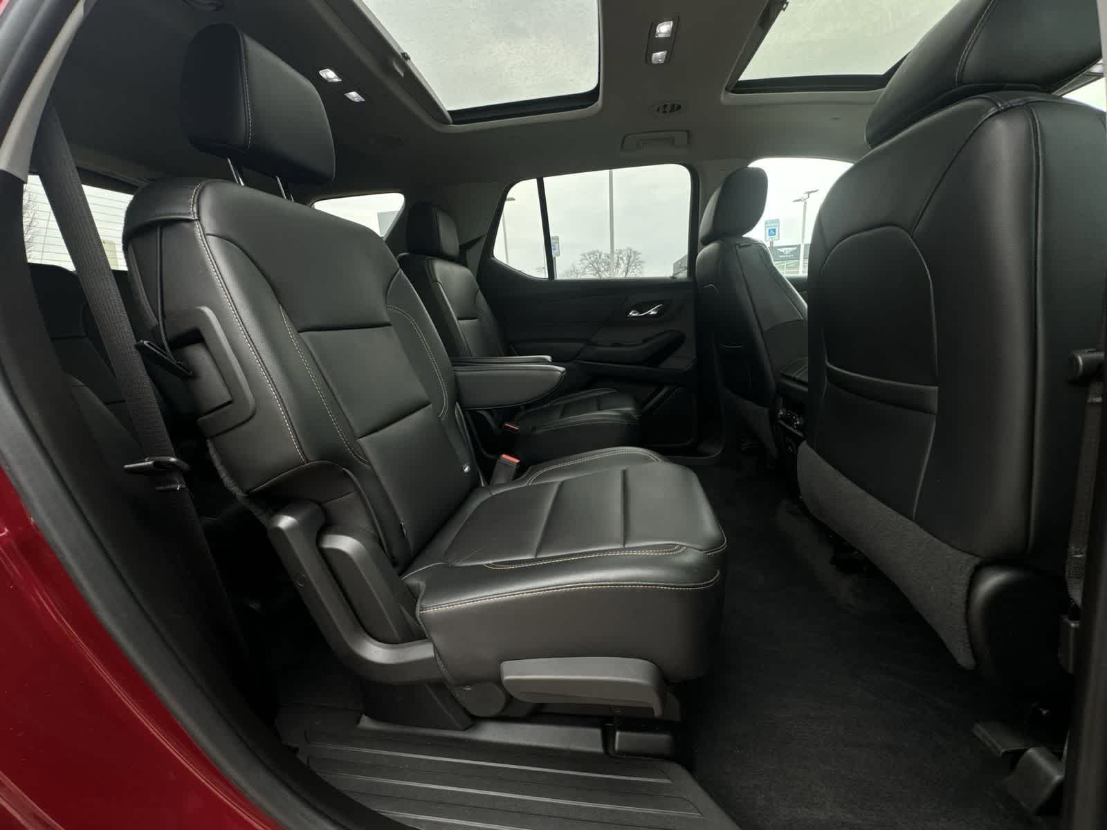 Thumbnail: 2019 Chevrolet Traverse - 22