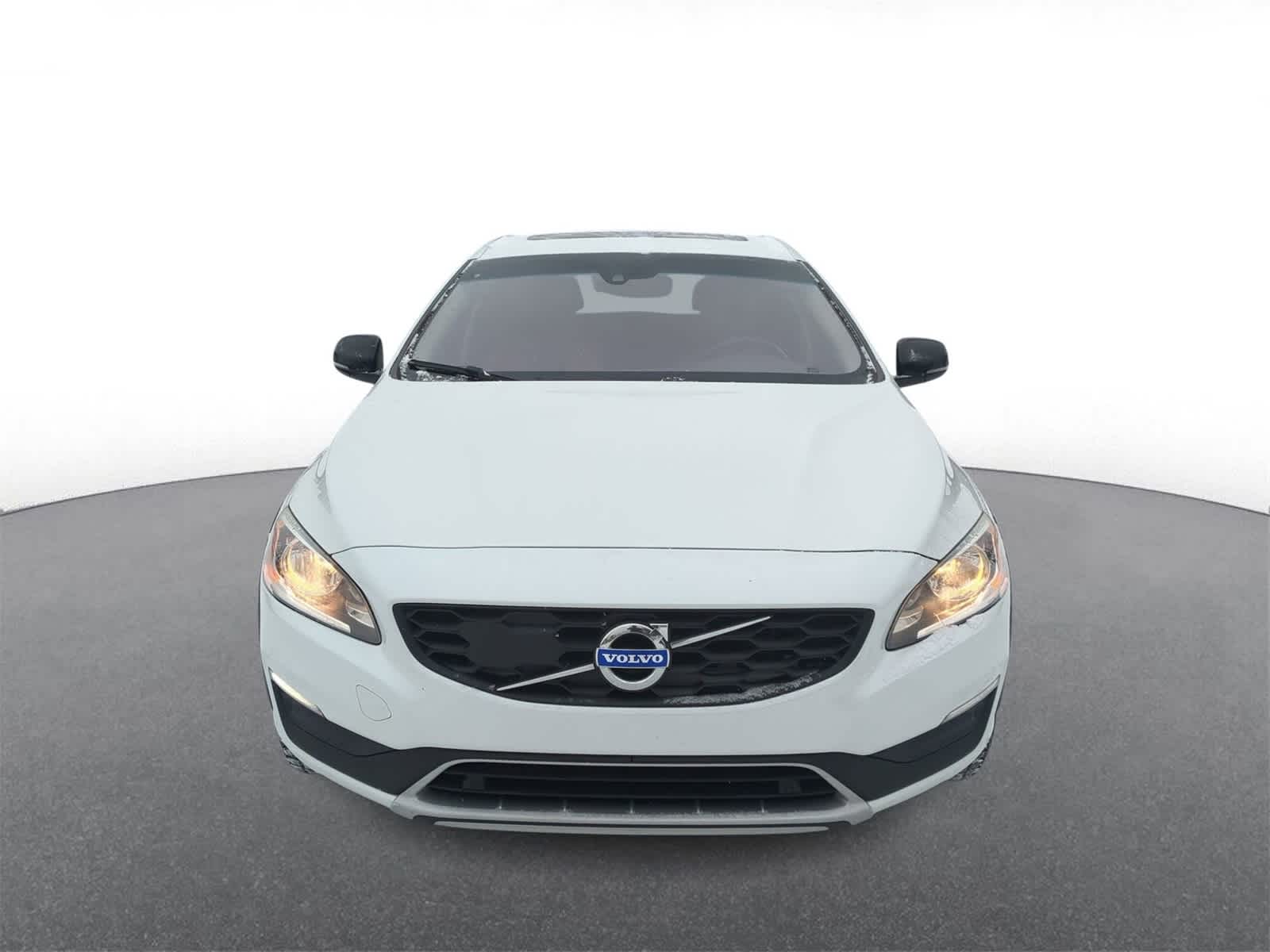 Thumbnail: 2017 Volvo S60 - 3