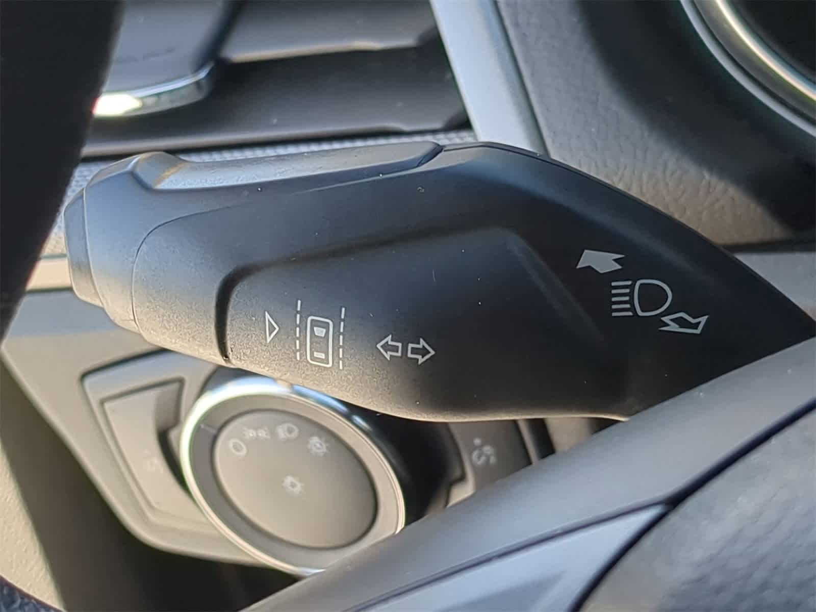 Thumbnail: 2020 Ford Fusion - 33