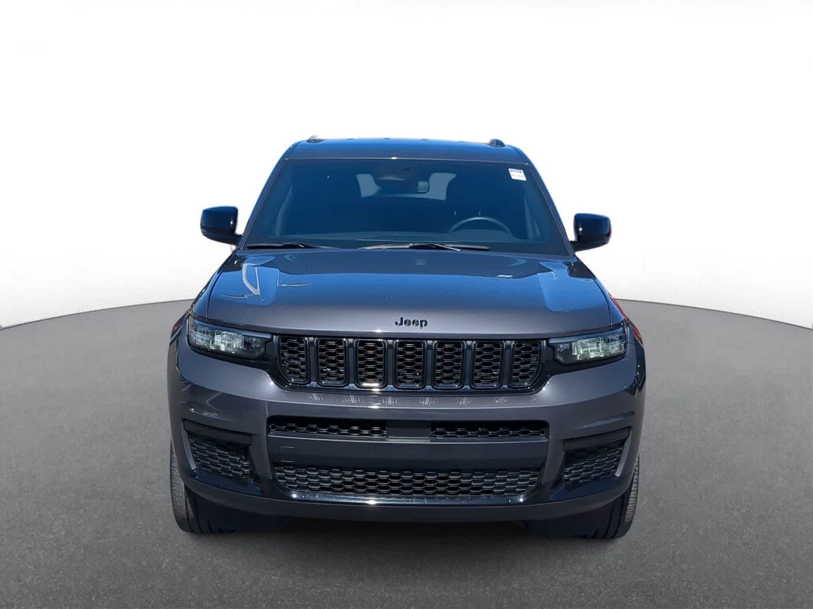 Thumbnail: 2022 Jeep Grand Cherokee L - 3