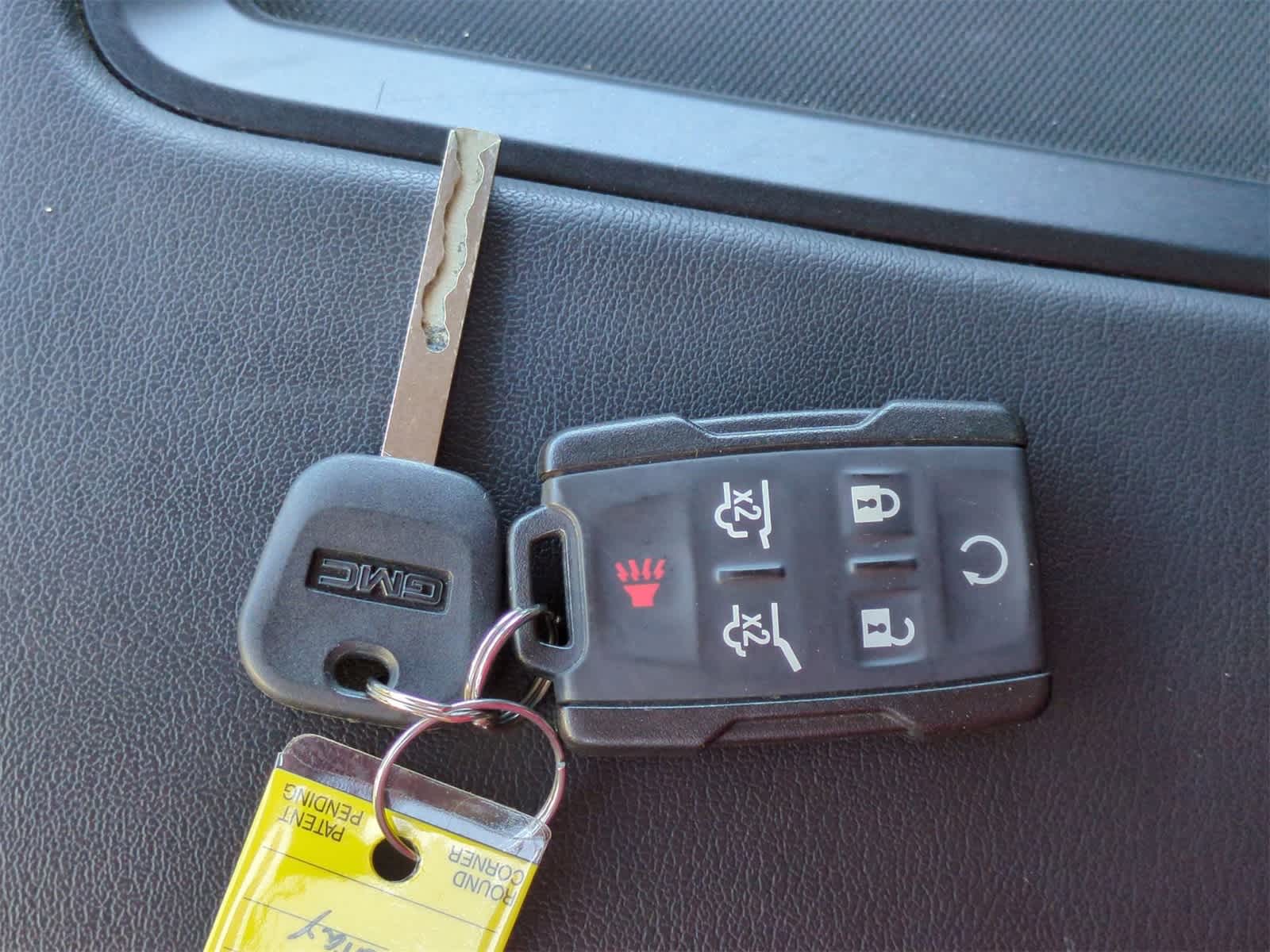 Thumbnail: 2017 GMC Yukon XL - 34