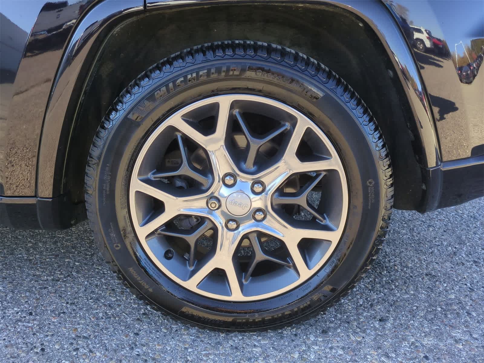 Thumbnail: 2019 Jeep Grand Cherokee - 14