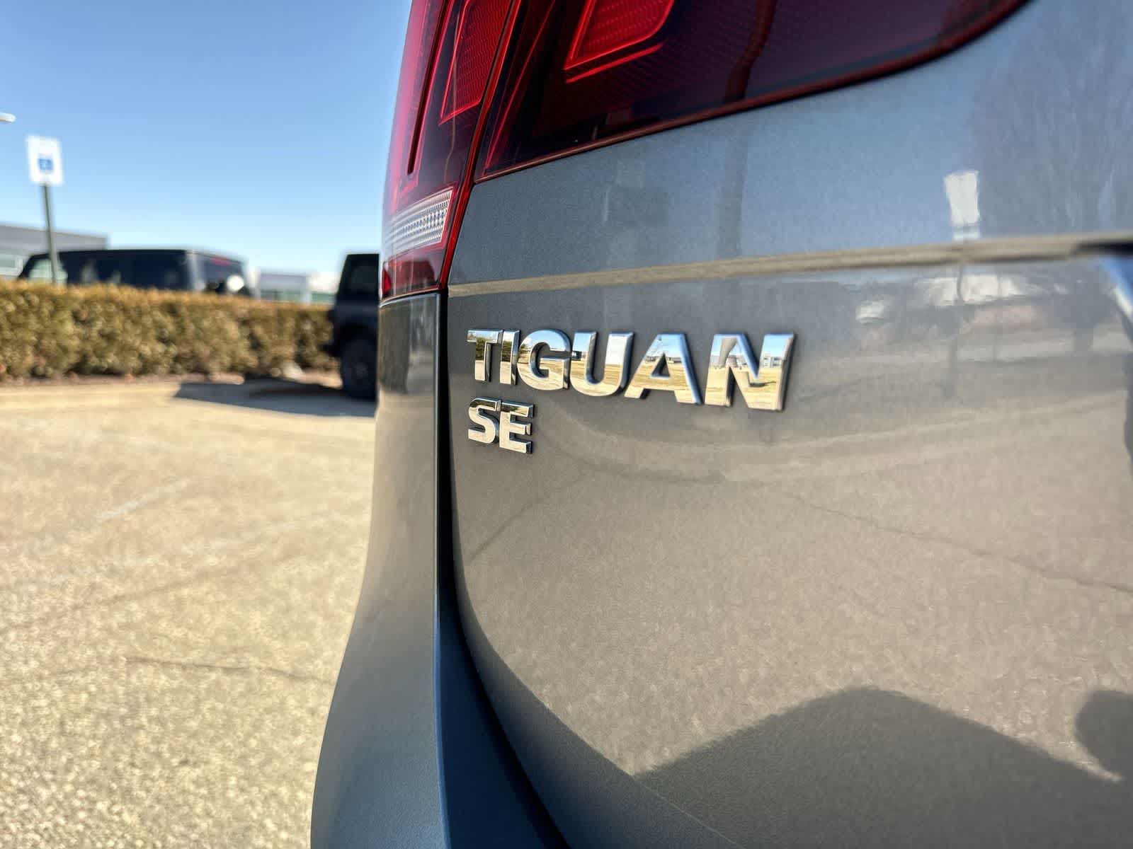 Thumbnail: 2021 Volkswagen Tiguan - 13