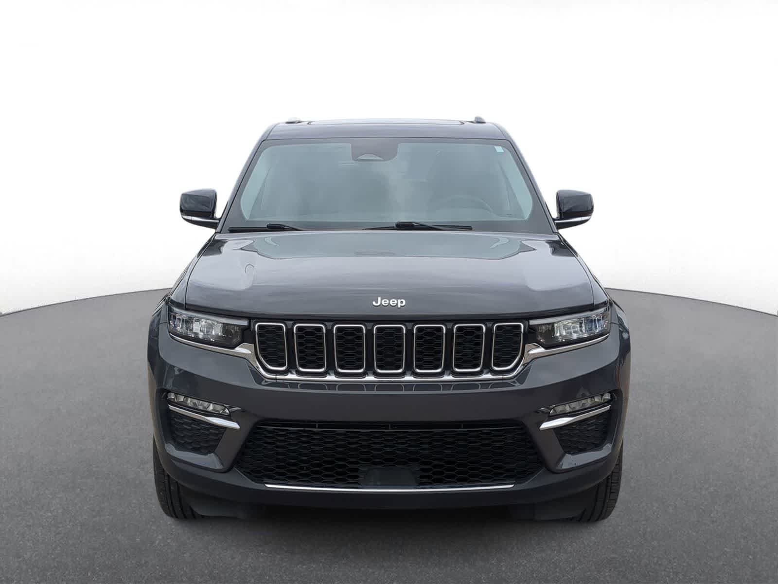 Thumbnail: 2023 Jeep Grand Cherokee - 3
