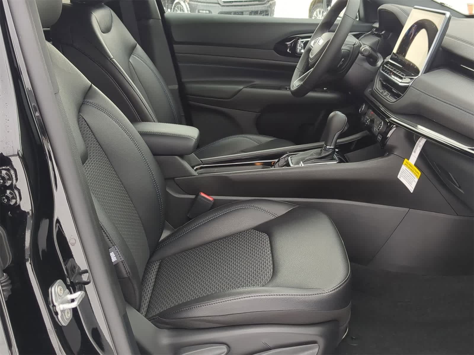 Thumbnail: 2026 Jeep Compass - 28