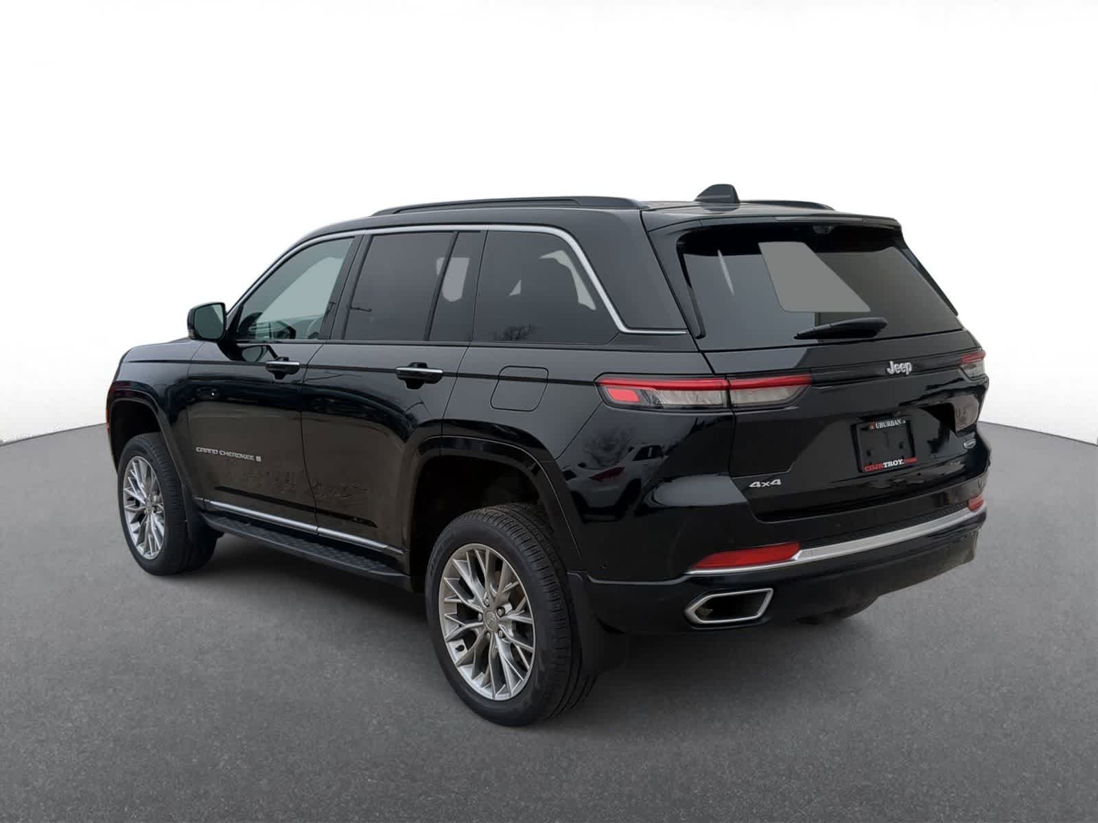Thumbnail: 2024 Jeep Grand Cherokee - 6