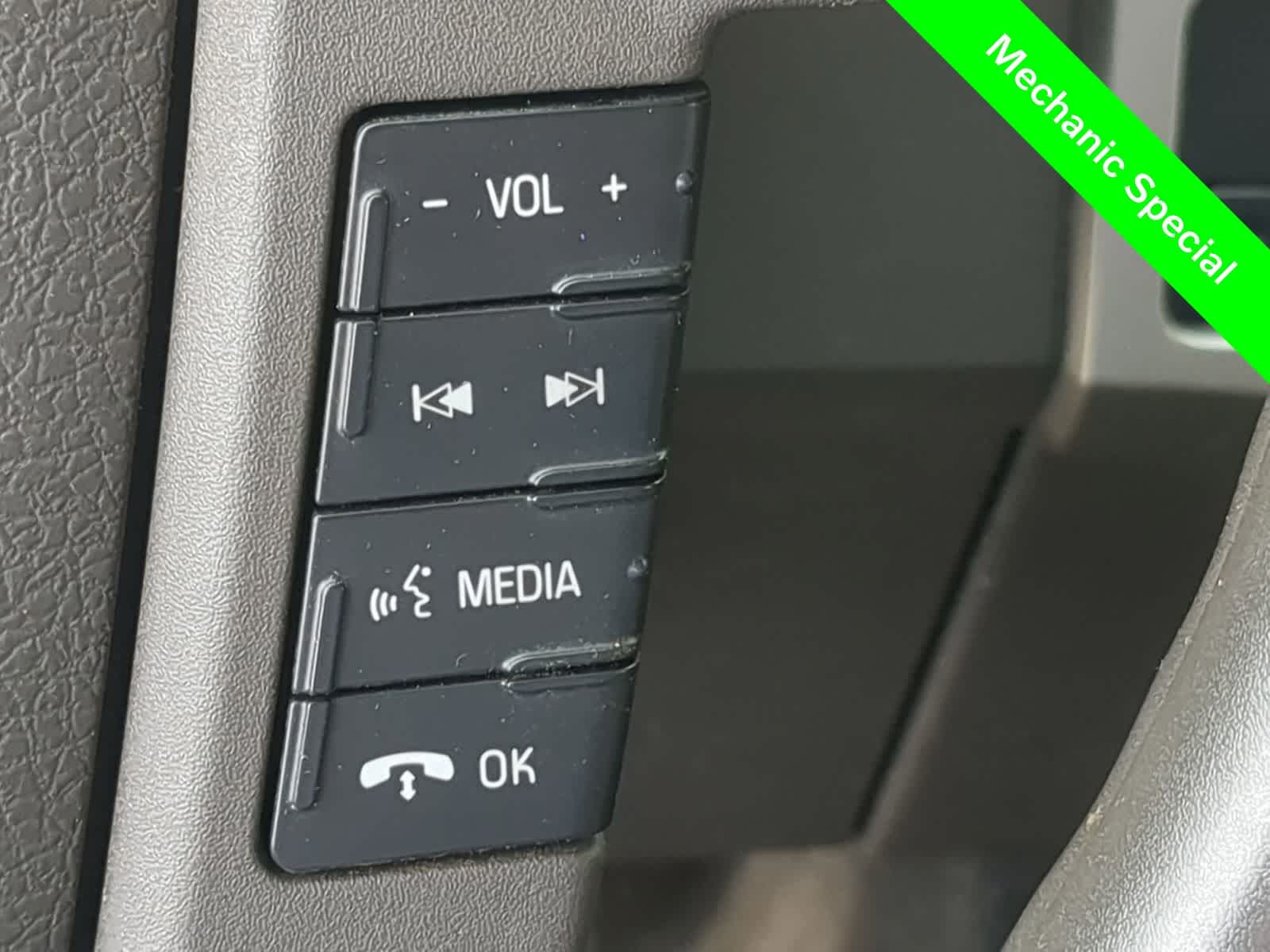 Thumbnail: 2010 Ford F-150 - 24