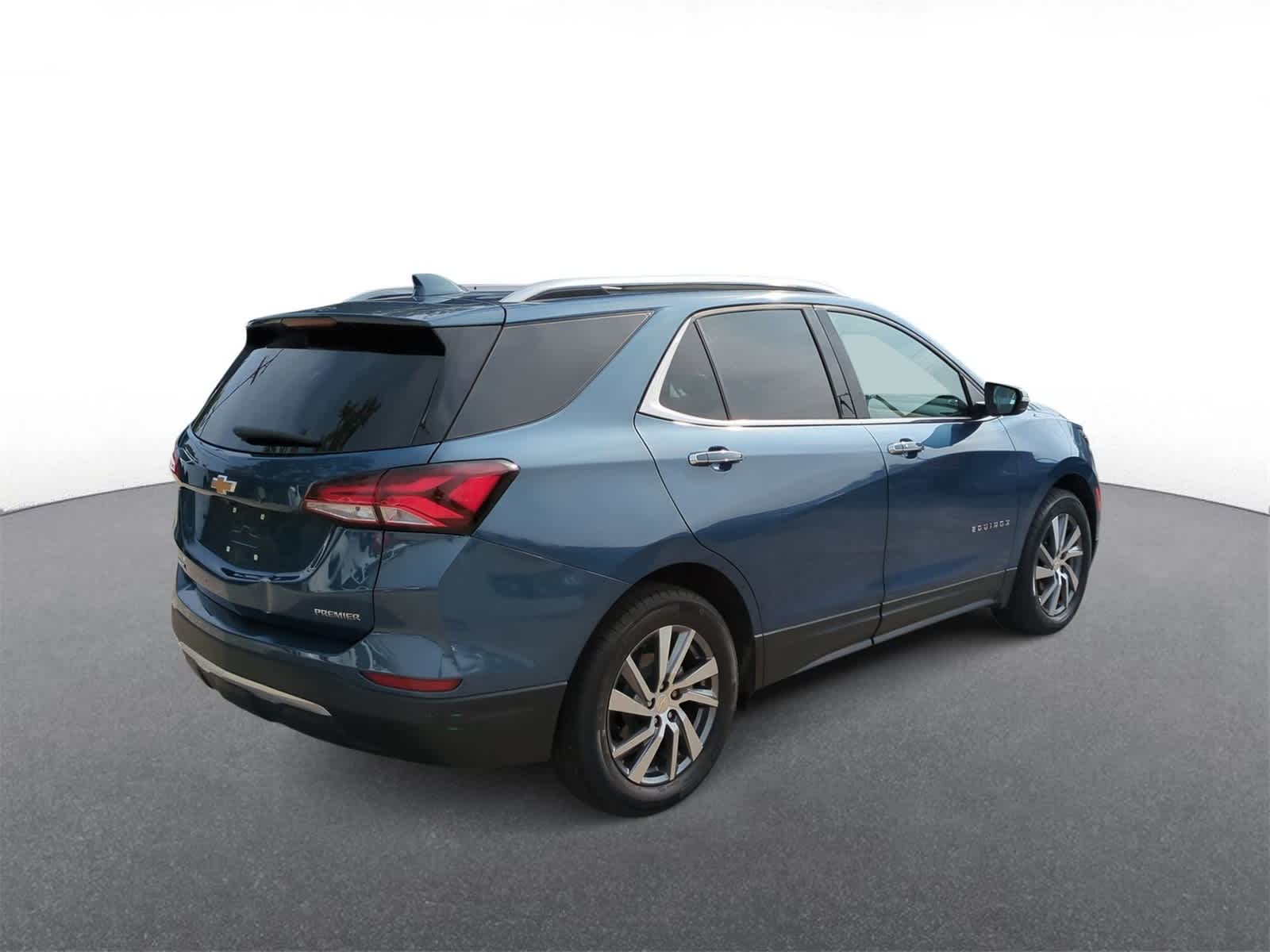 Thumbnail: 2024 Chevrolet Equinox - 8
