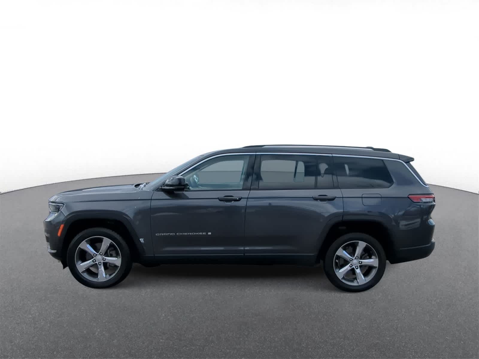 Thumbnail: 2022 Jeep Grand Cherokee L - 5