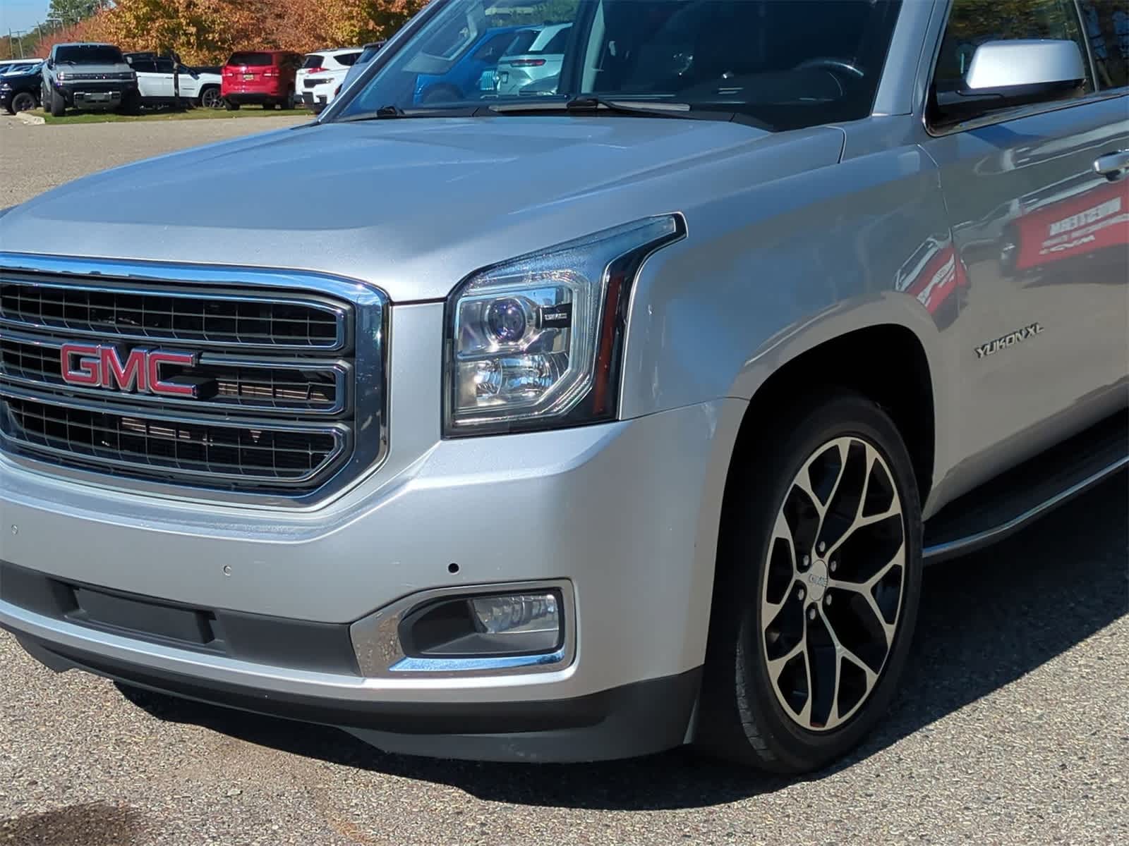 Thumbnail: 2016 GMC Yukon XL - 11