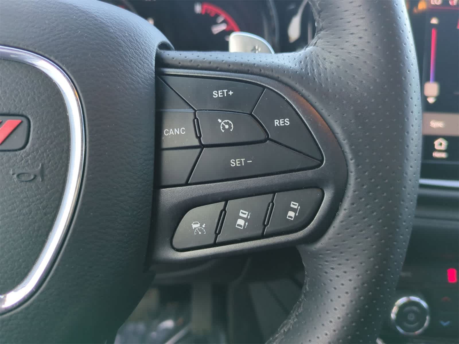 Thumbnail: 2022 Dodge Durango - 25