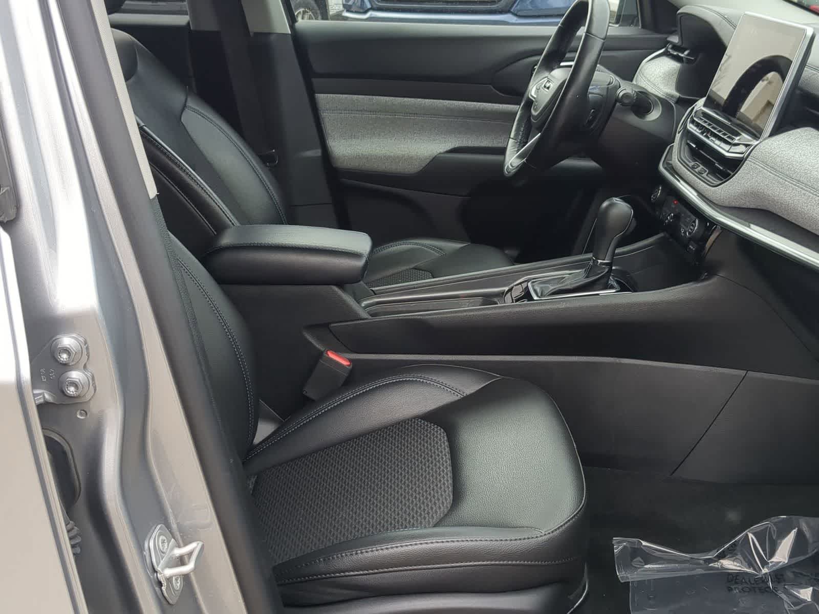 Thumbnail: 2022 Jeep Compass - 20