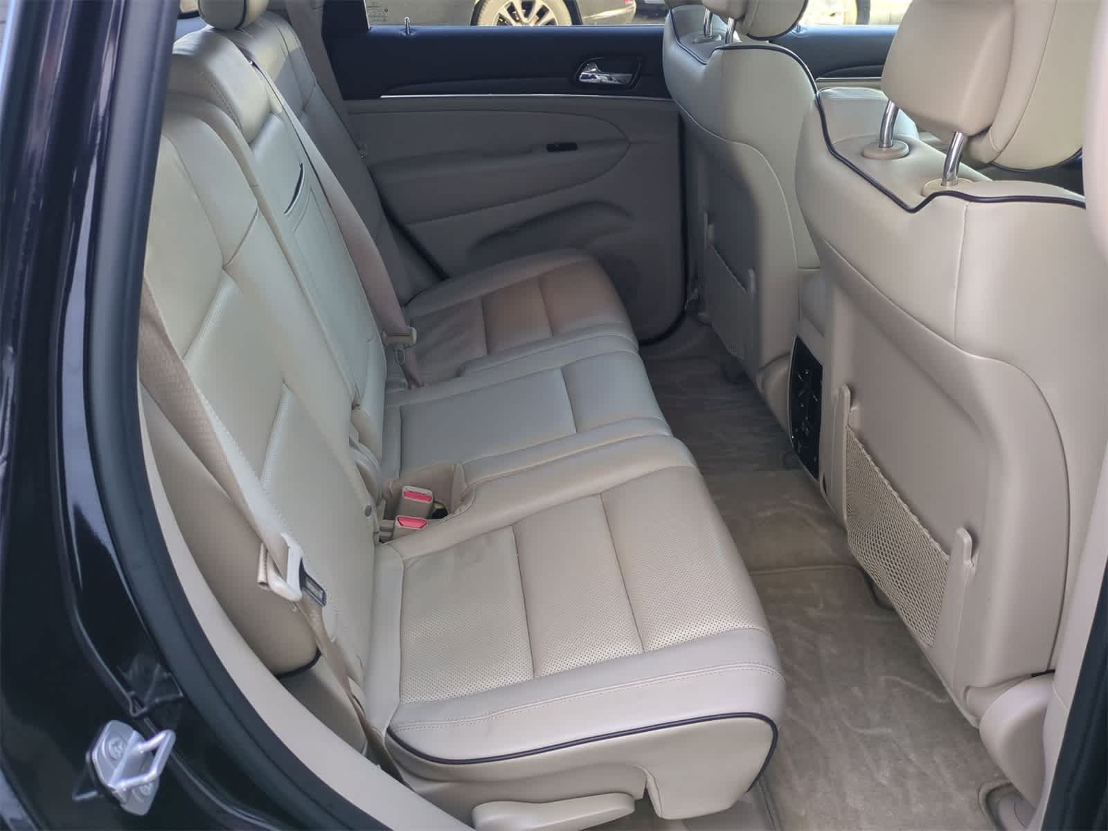 Thumbnail: 2019 Jeep Grand Cherokee - 21