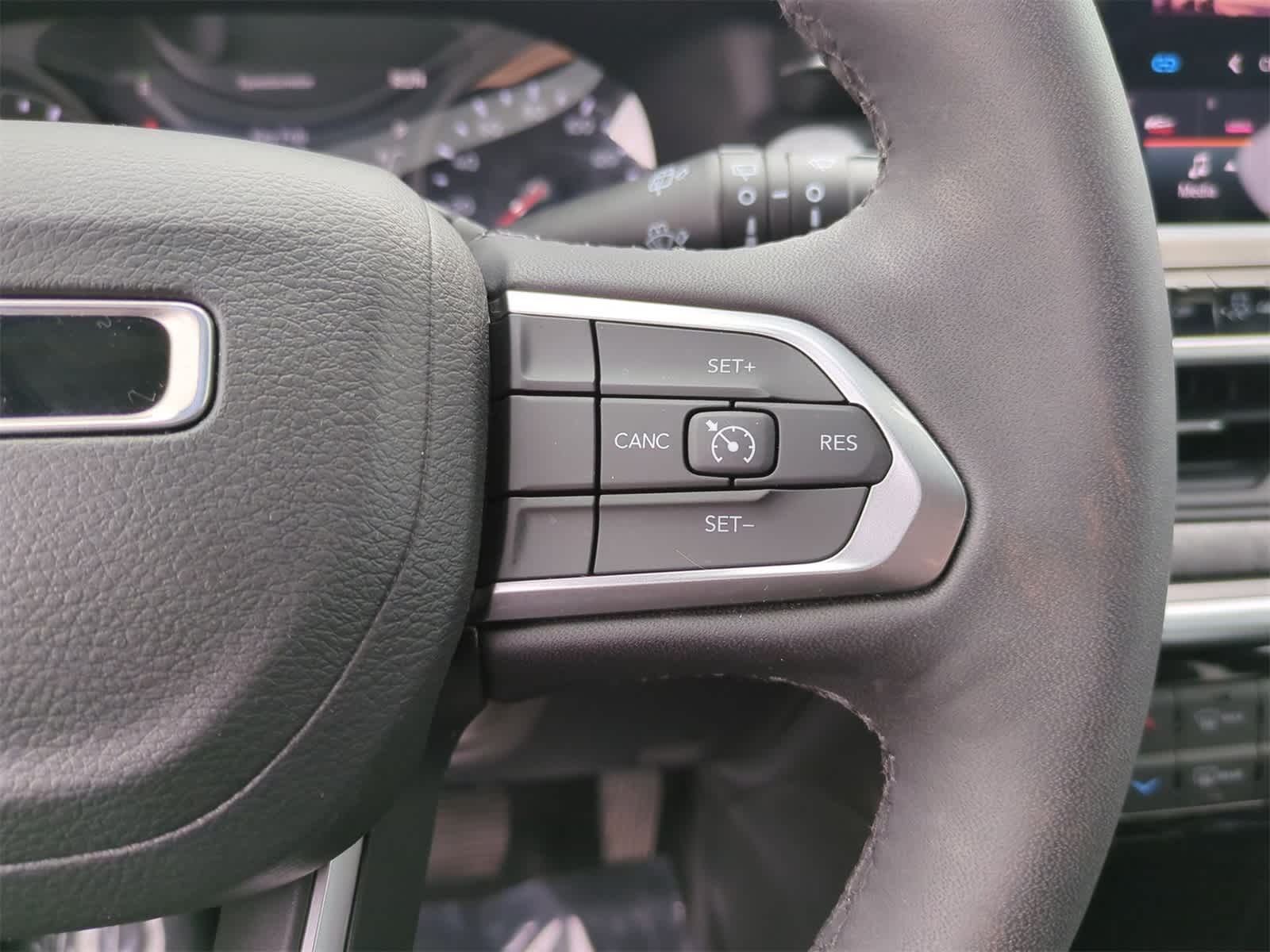 Thumbnail: 2024 Jeep Compass - 23