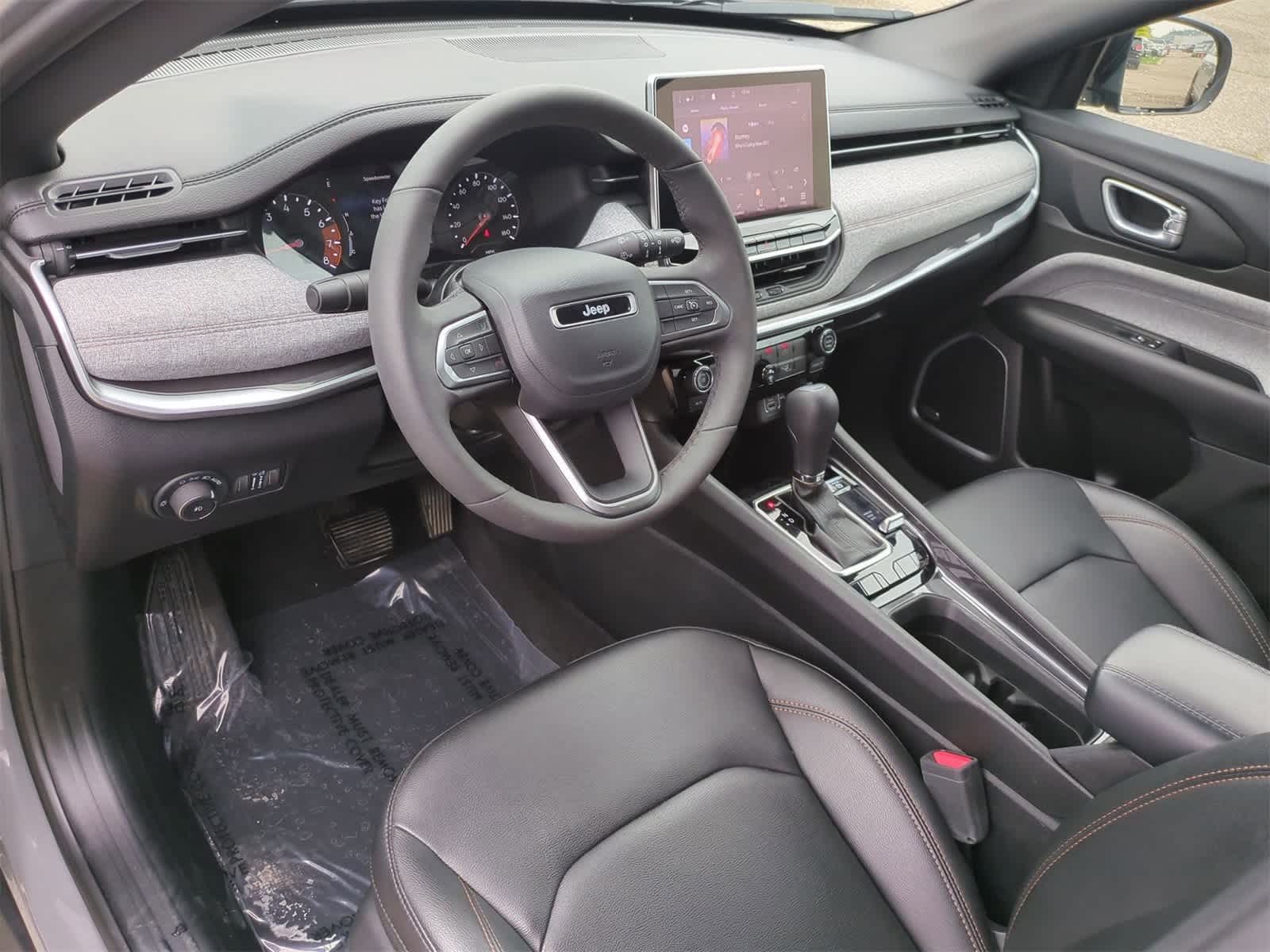 Thumbnail: 2024 Jeep Compass - 10