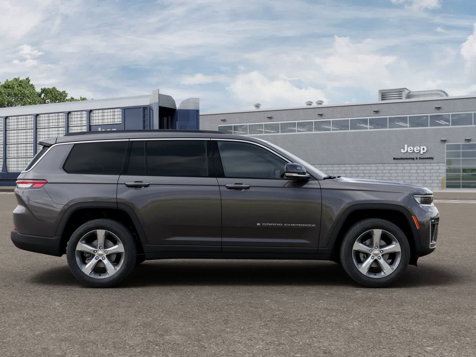 Thumbnail: 2026 Jeep Grand Cherokee L - 21