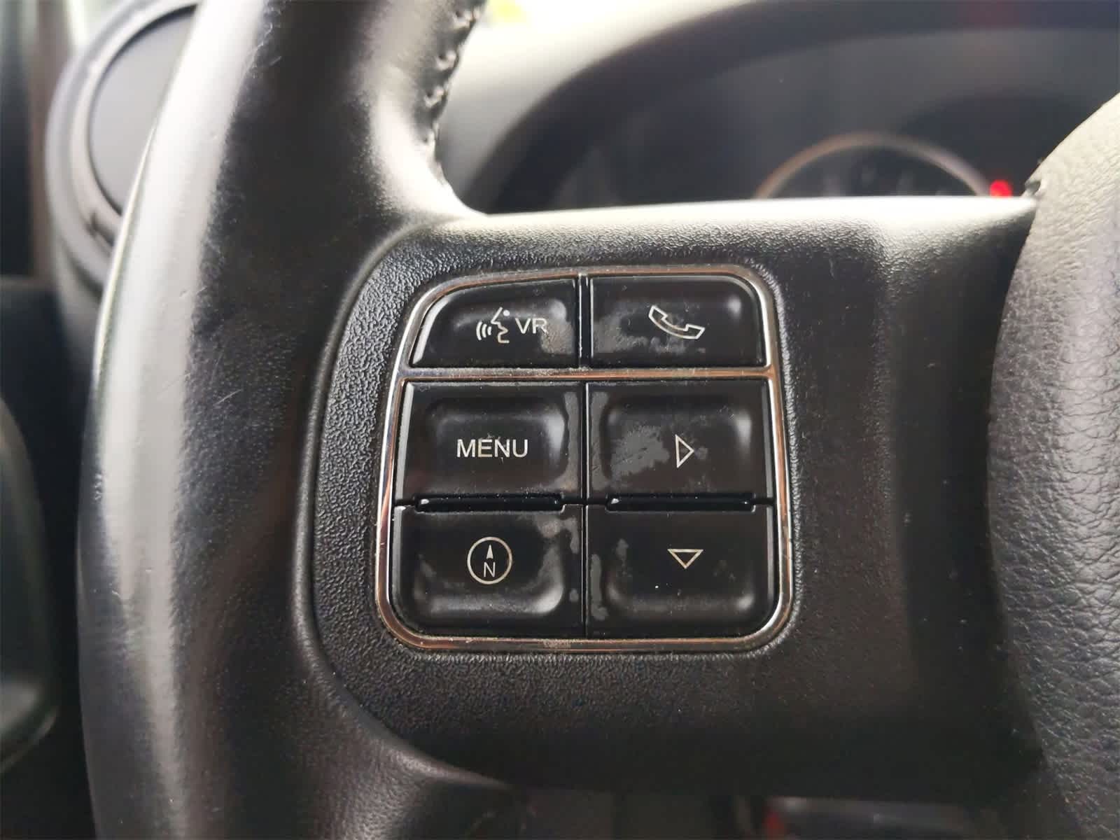 Thumbnail: 2014 Jeep Wrangler - 21