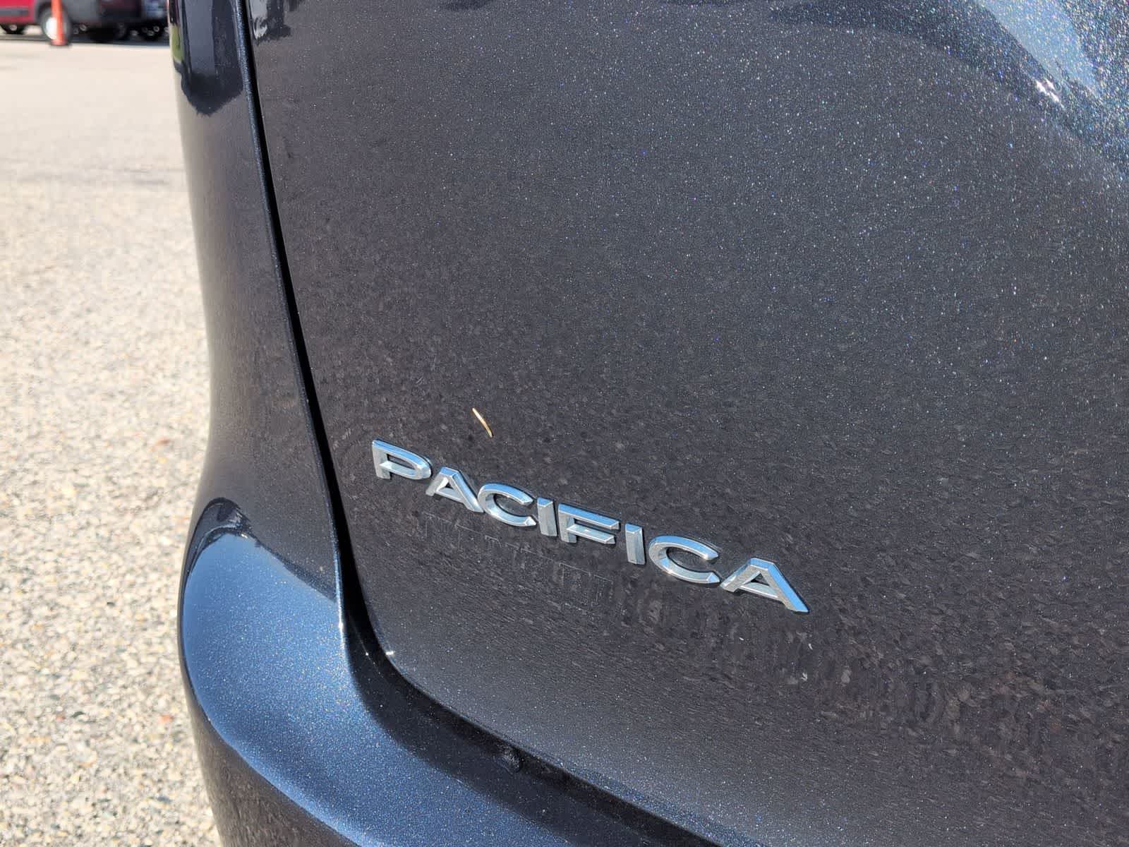 Thumbnail: 2020 Chrysler Pacifica - 13