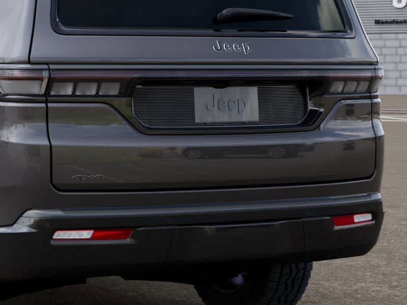 Thumbnail: 2026 Jeep Grand Wagoneer - 13