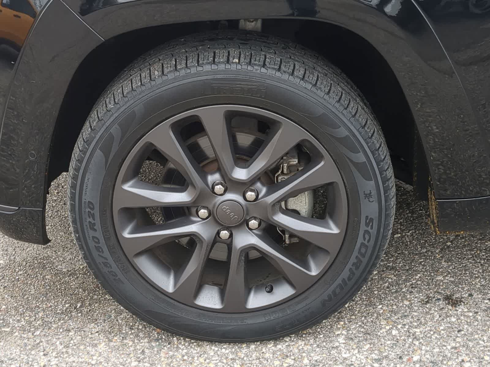 Thumbnail: 2018 Jeep Grand Cherokee - 14