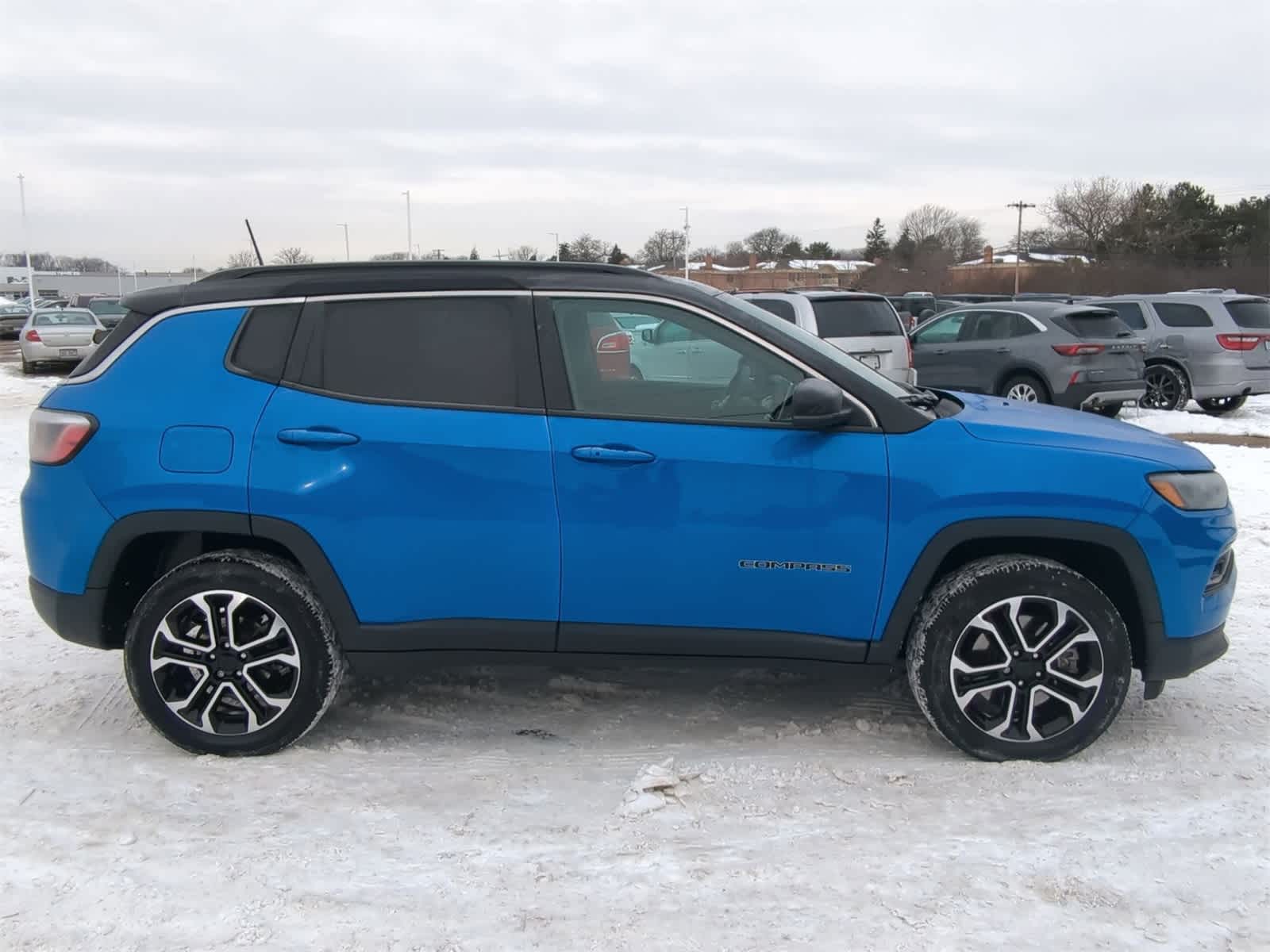 Thumbnail: 2023 Jeep Compass - 15