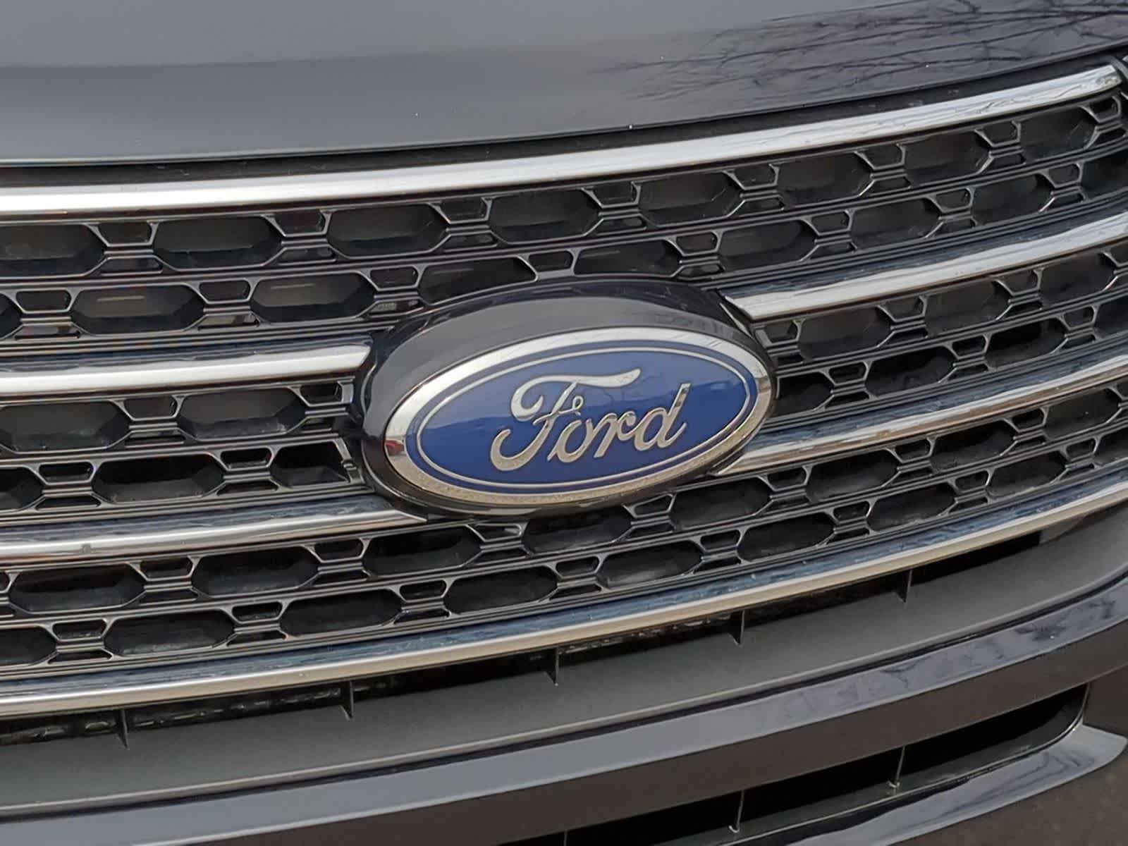 Thumbnail: 2020 Ford Explorer - 12