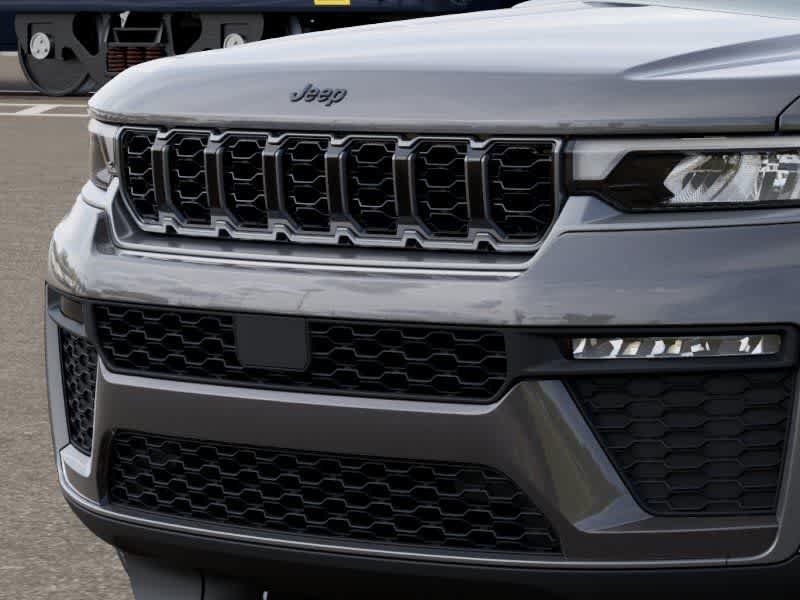 Thumbnail: 2026 Jeep Grand Cherokee - 11