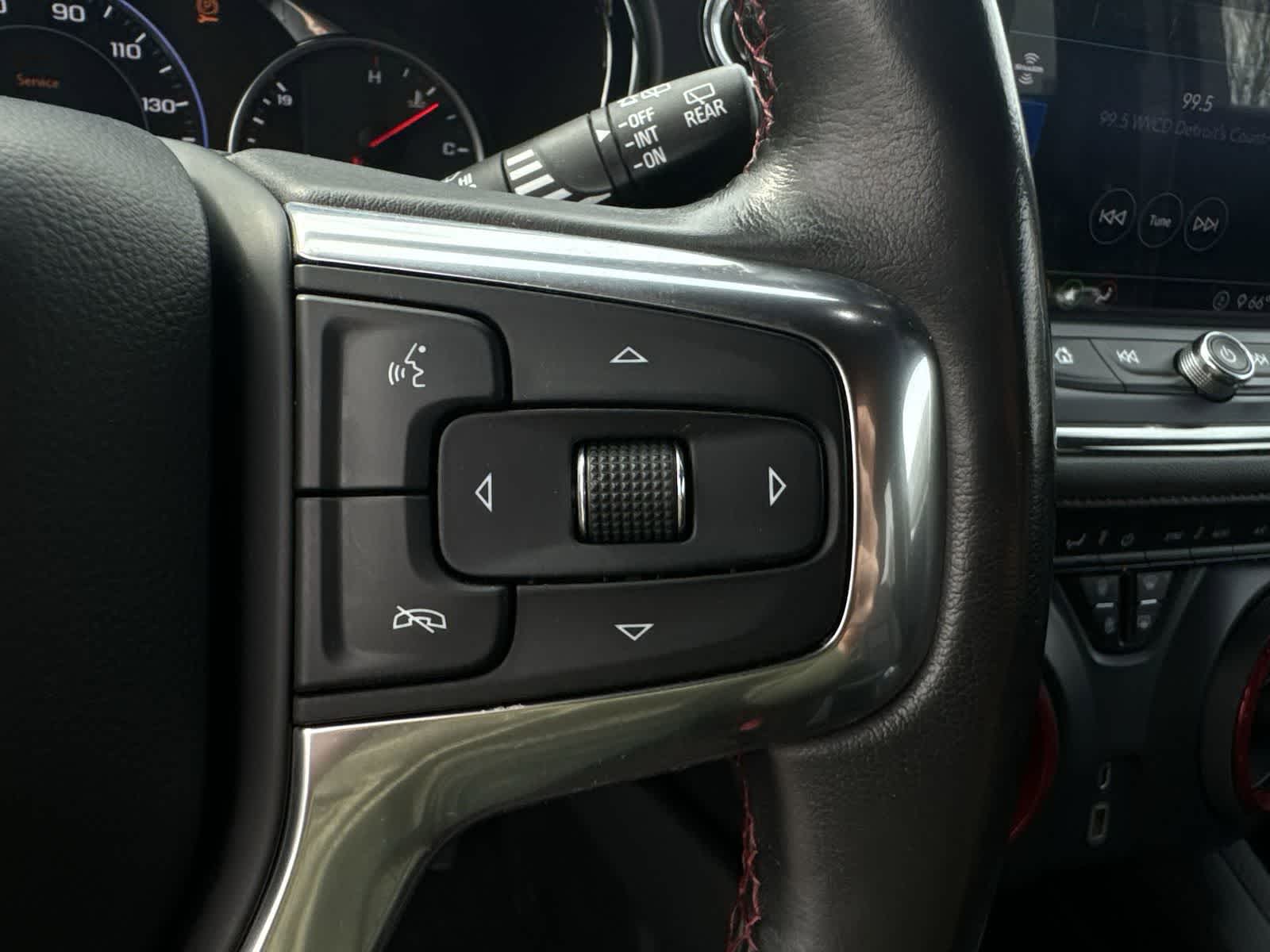 Thumbnail: 2020 Chevrolet Blazer - 25