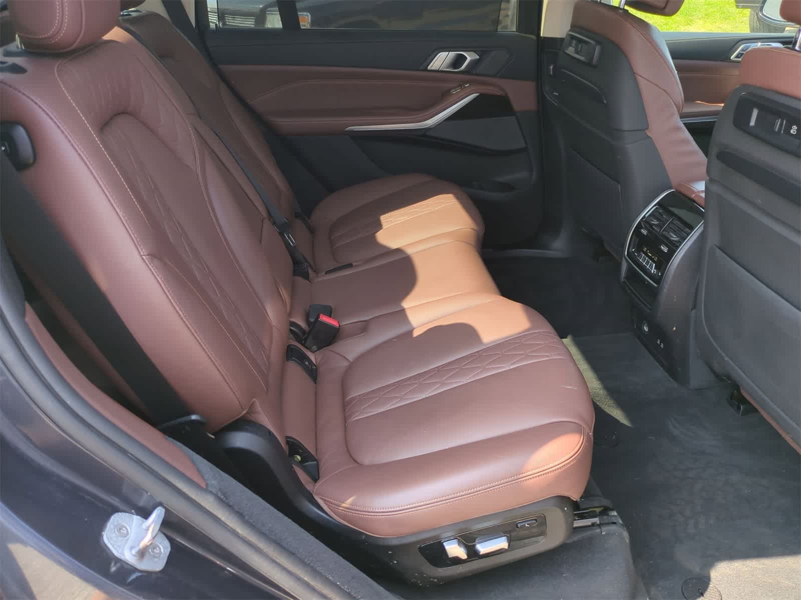 Thumbnail: 2019 BMW X7 - 19