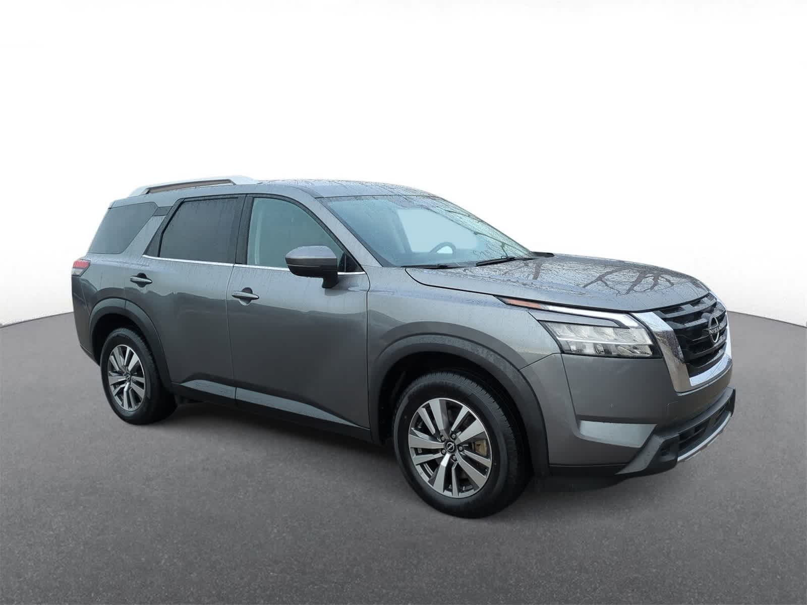 Thumbnail: 2023 Nissan Pathfinder - 2