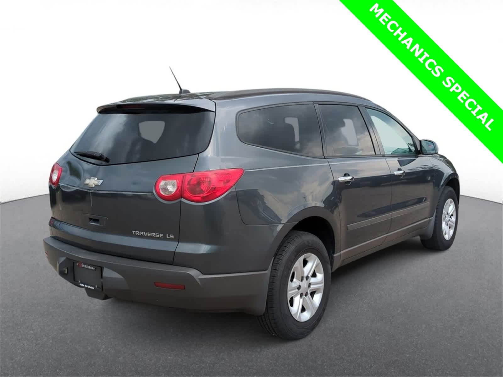 Thumbnail: 2011 Chevrolet Traverse - 8
