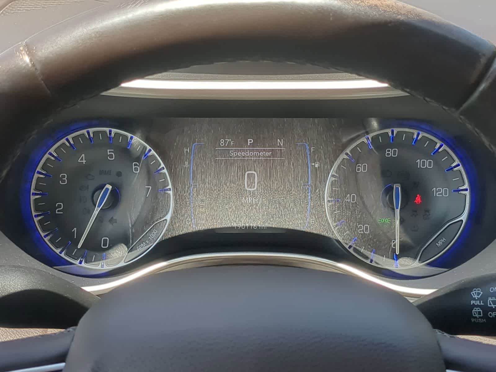 Thumbnail: 2017 Chrysler Pacifica - 31