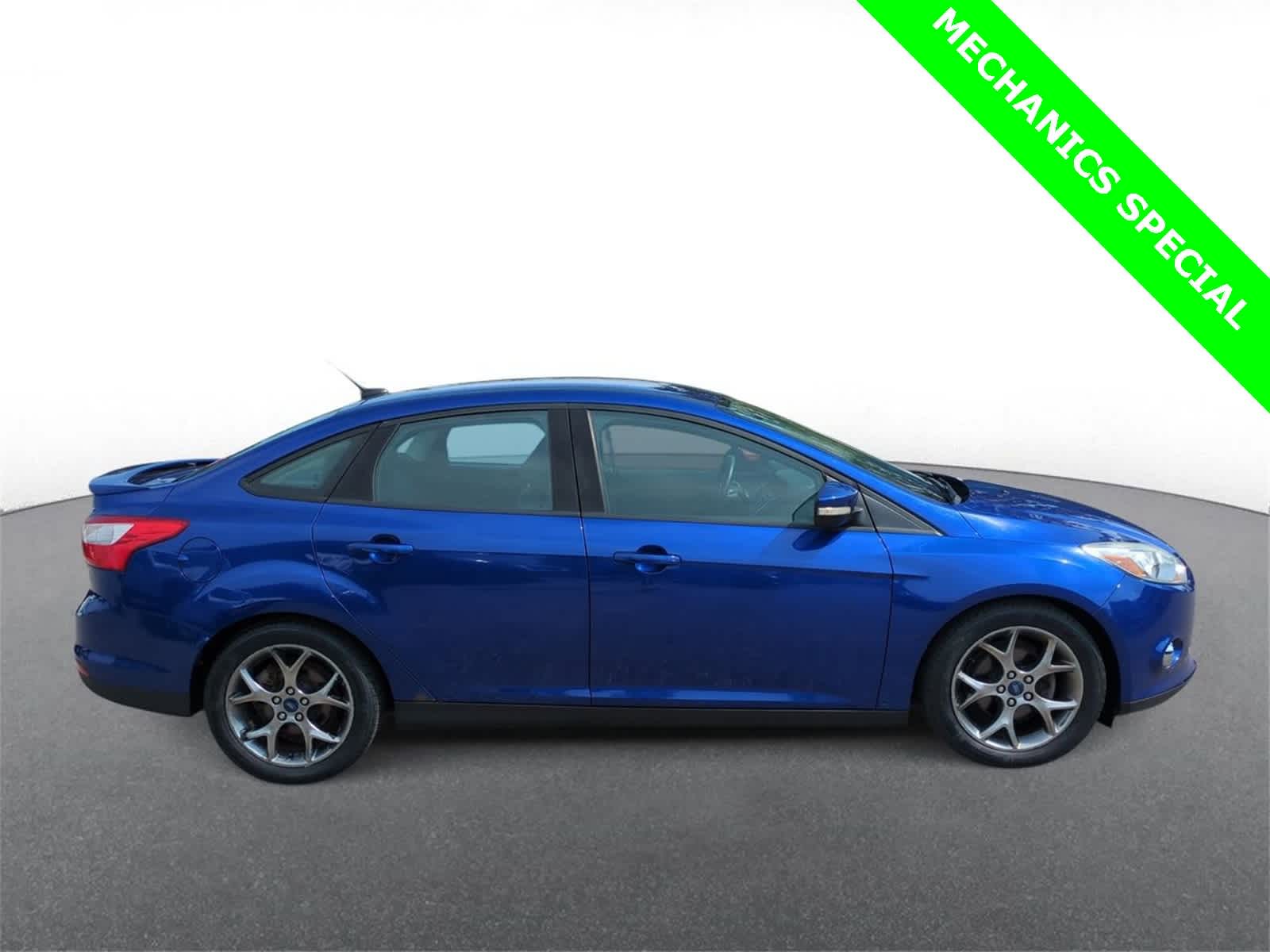 Thumbnail: 2014 Ford Focus - 9
