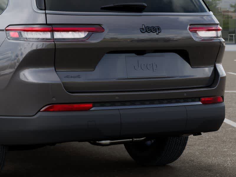 Thumbnail: 2026 Jeep Grand Cherokee L - 13
