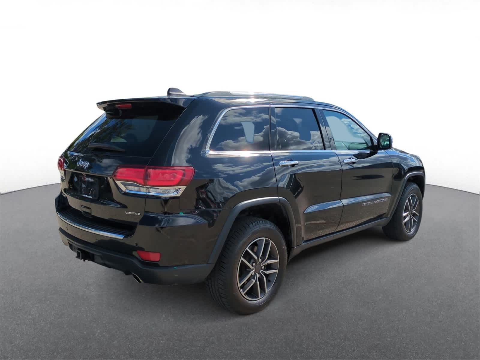 Thumbnail: 2021 Jeep Grand Cherokee - 8